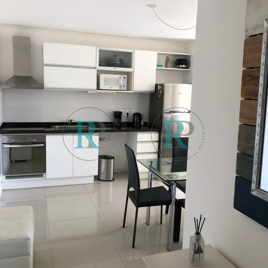 Apartamento ID.658 - Alquiler de apartamento de dos dormitorios en Punta del Este