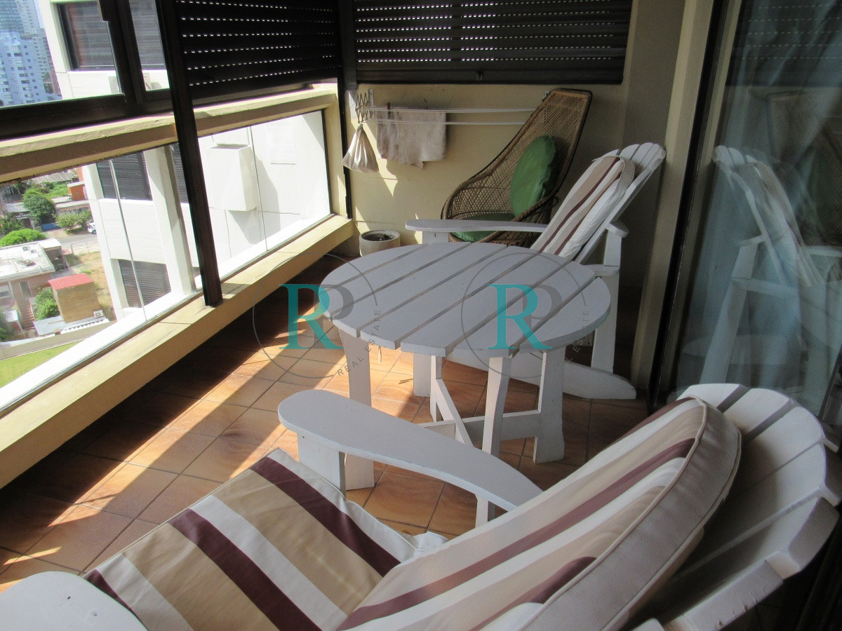 Apartamento ID.2094 - Alquiler de apartamento de dos dormitorios en Punta del Este
