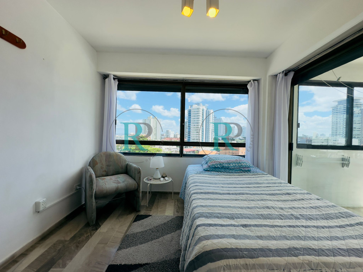 Apartamento ID.1521 - Apto en venta, segunda linea, vista al mar, punta del este.
