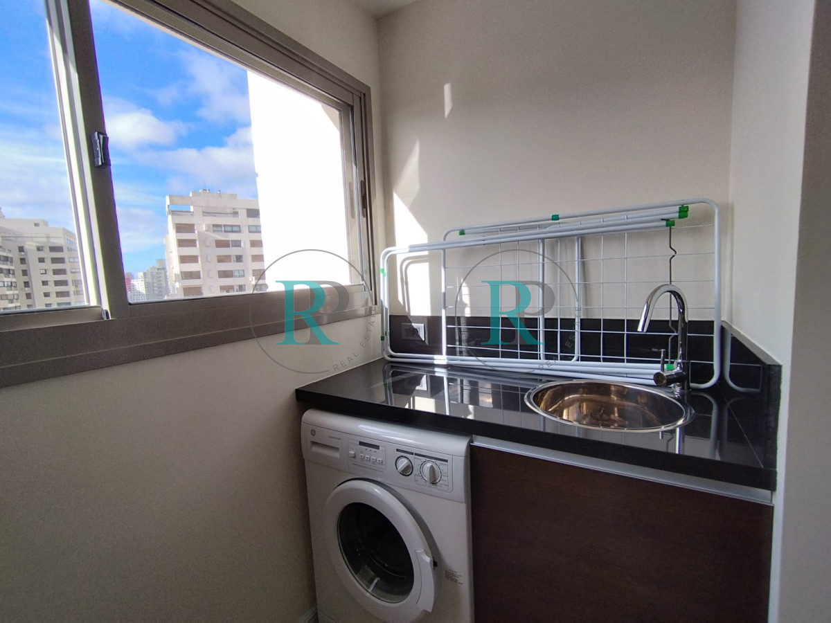 Apartamento ID.1990 -  Apartamento en venta en playa brava de Punta del Este