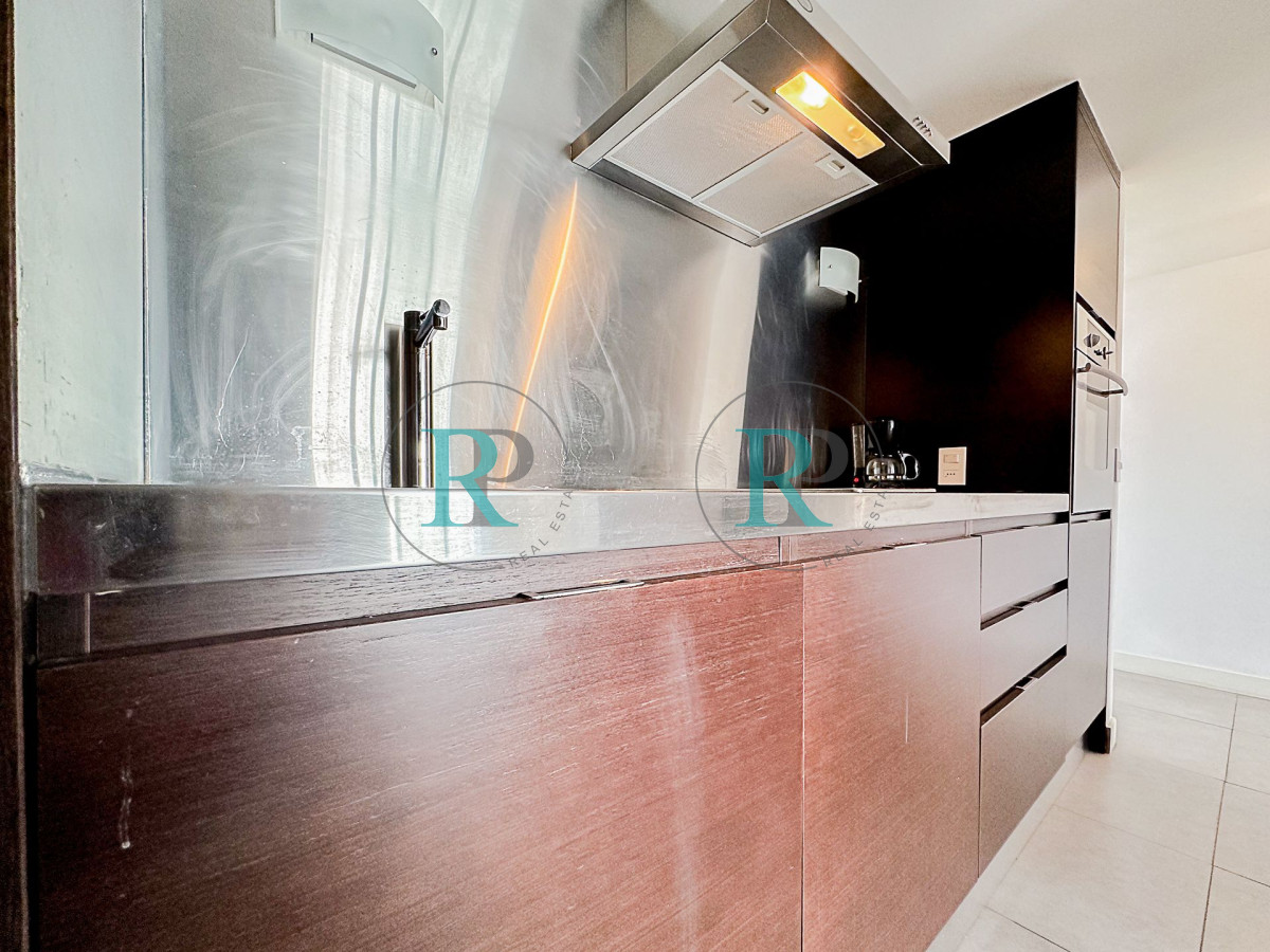 Apartamento ID.2323 - Alquiler temporal, apartamento de1dormitorio y medio en Torre YOO Punta.