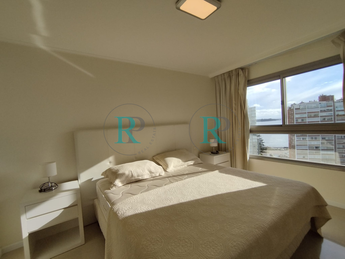 Apartamento ID.1990 -  Apartamento en venta en playa brava de Punta del Este