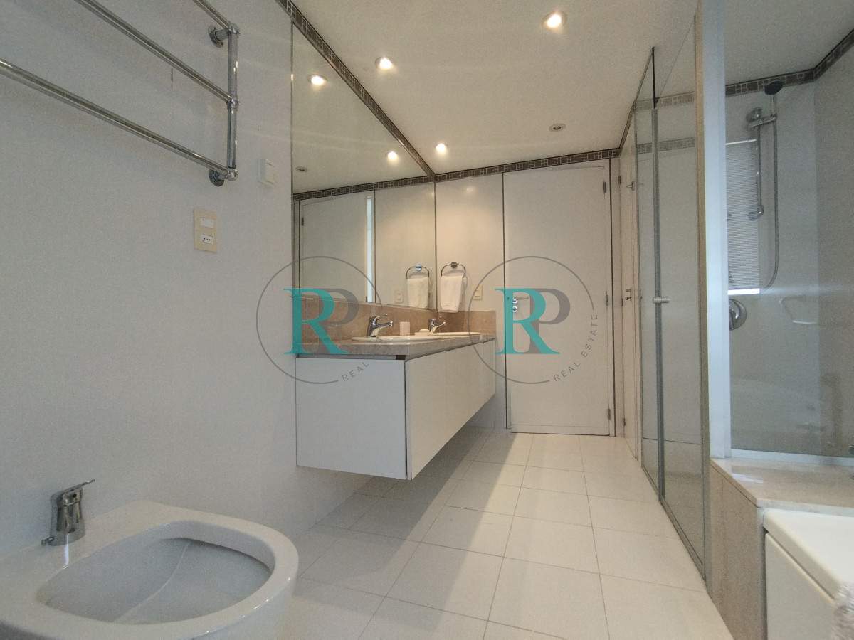 Apartamento ID.2314 - venta de apartamento frente a playa brava
