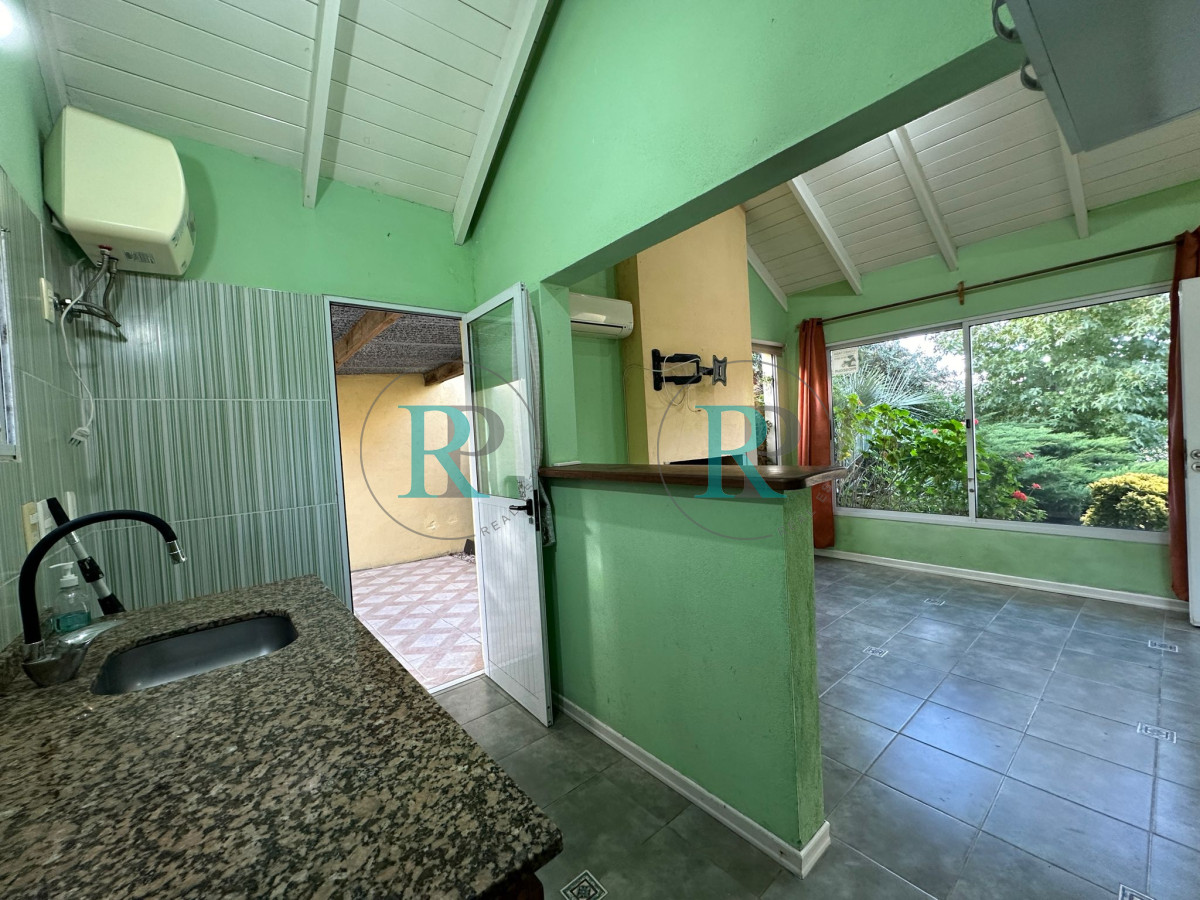 Casa ID.1790 - Alquiler y venta de casa de 2 dormitorios en Punta del Este