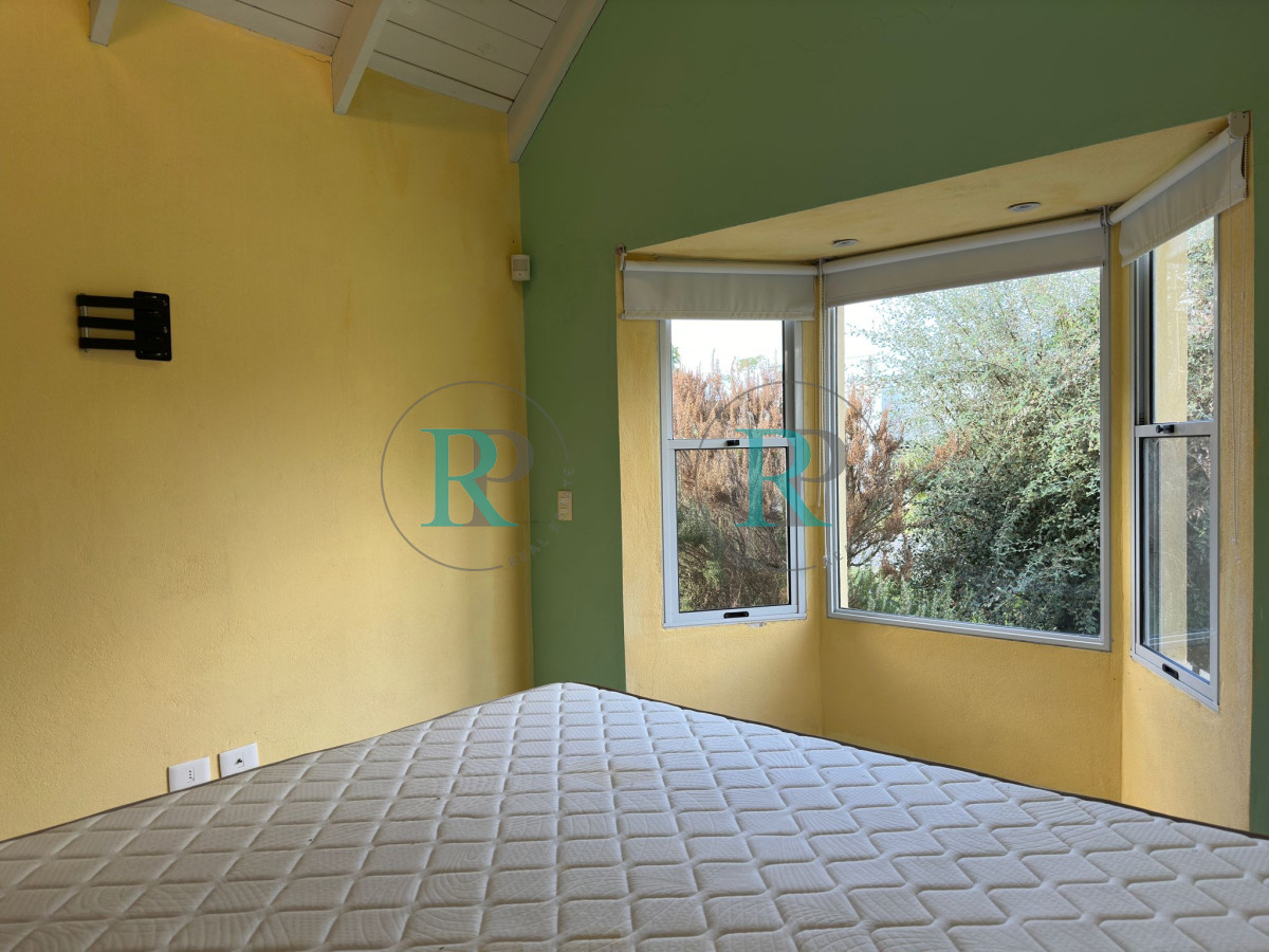 Casa ID.1790 - Alquiler y venta de casa de 2 dormitorios en Punta del Este