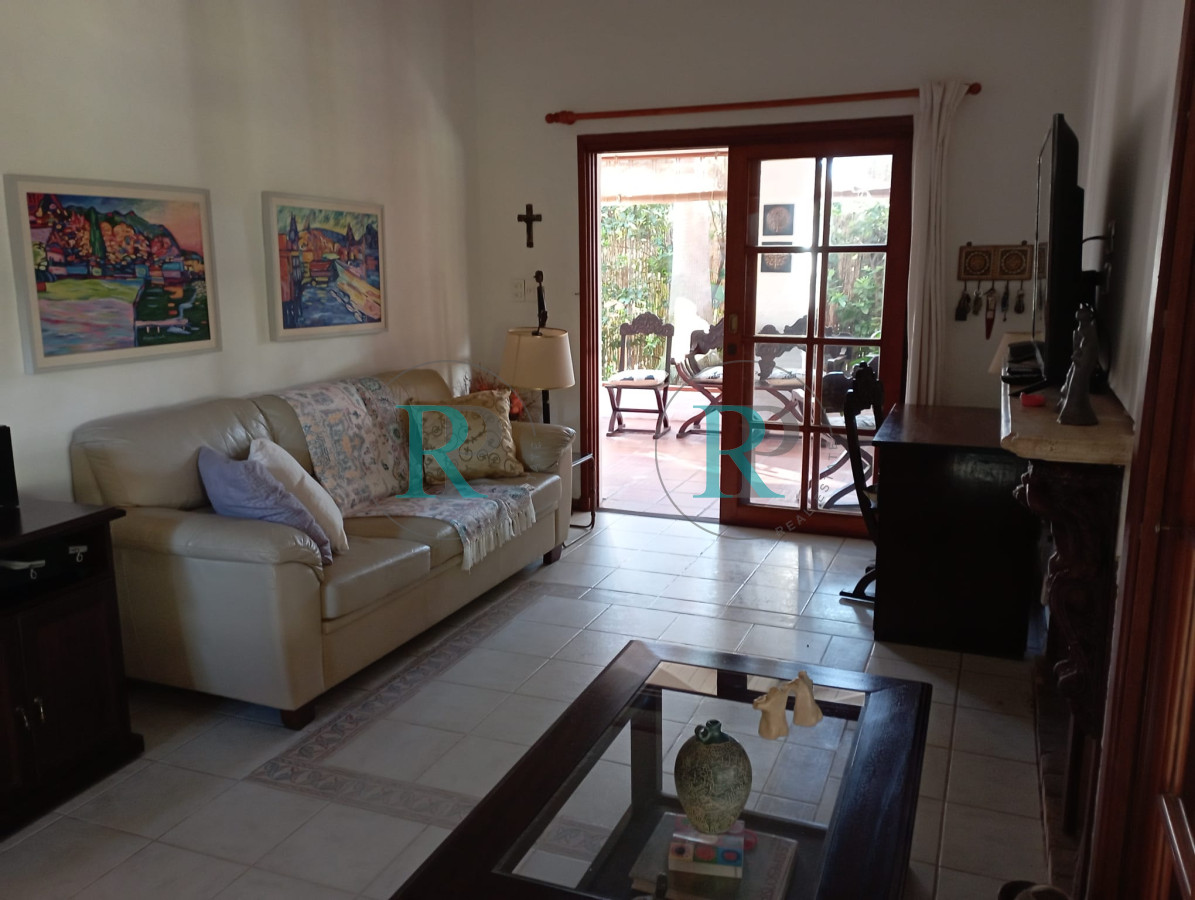 Casa ID.2040 - Casa en venta Impecable estado