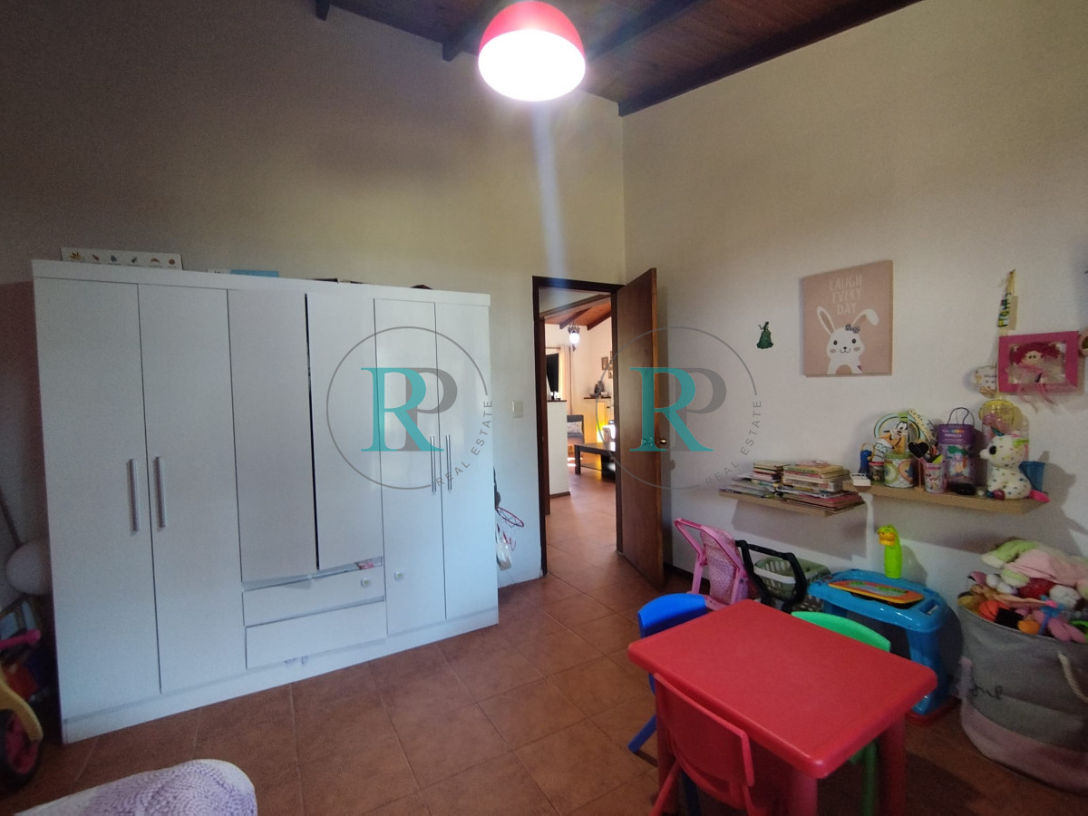 Casa ID.2212 - Casa en venta de dos dormitorios en El Tesoro