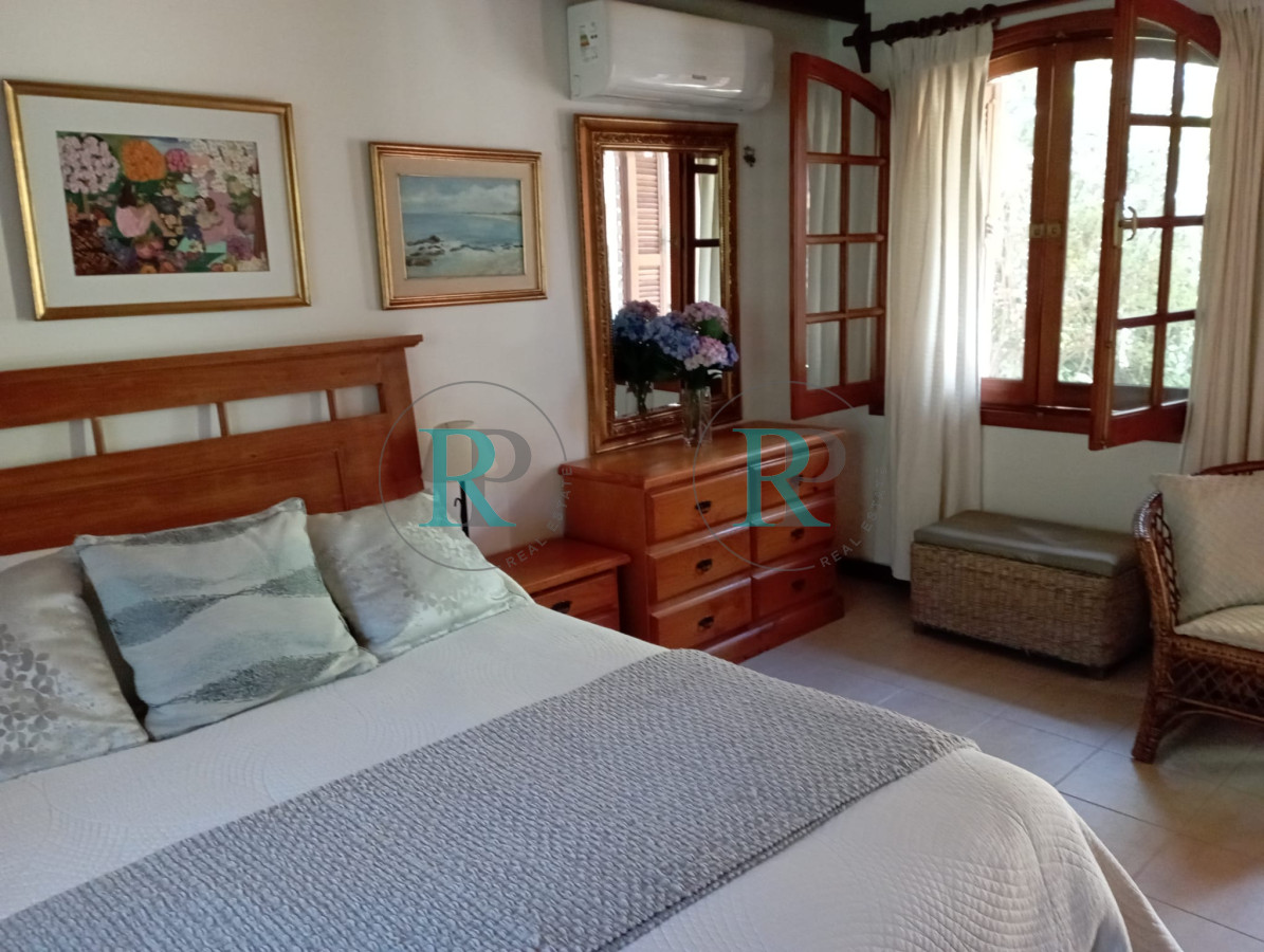 Casa ID.2040 - Casa en venta Impecable estado