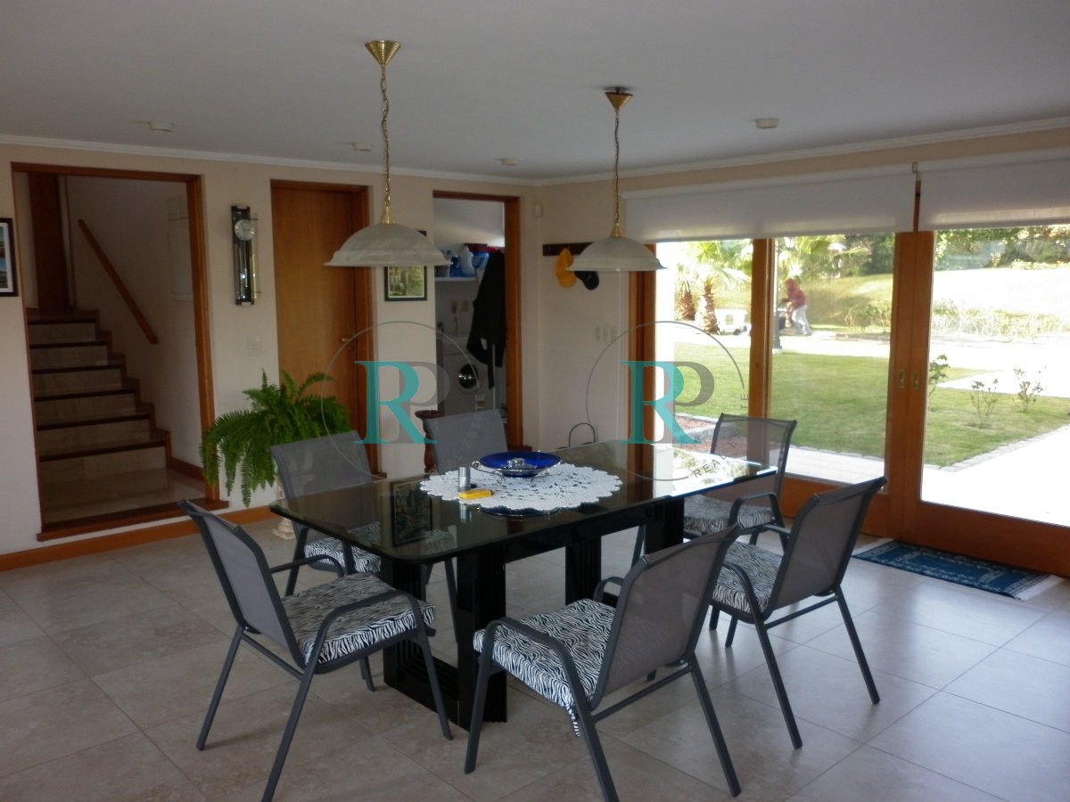 Casa ID.1586 - casa en venta en playa mansa