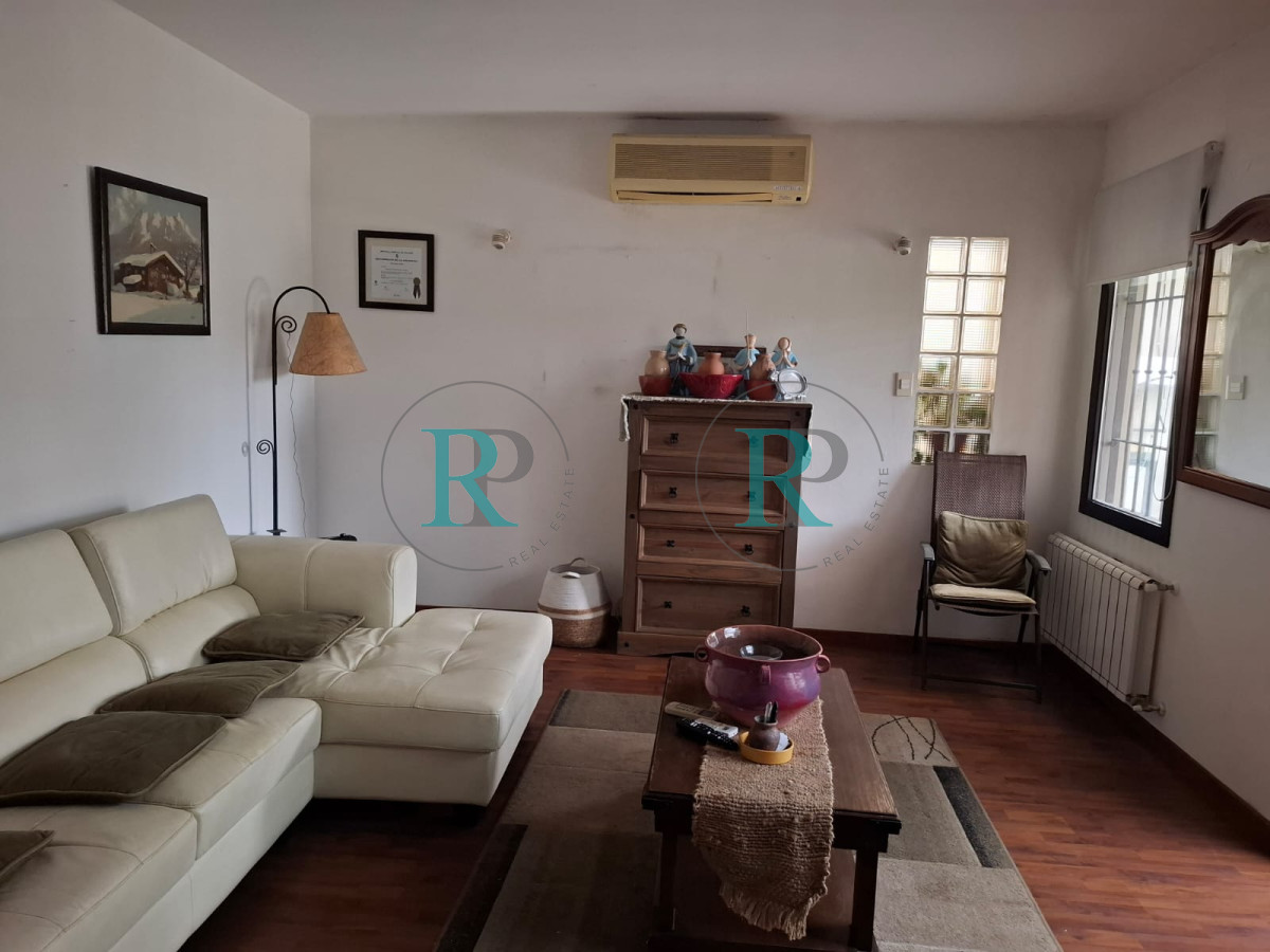 Casa ID.2037 - venta de casa en Barrio Monaco