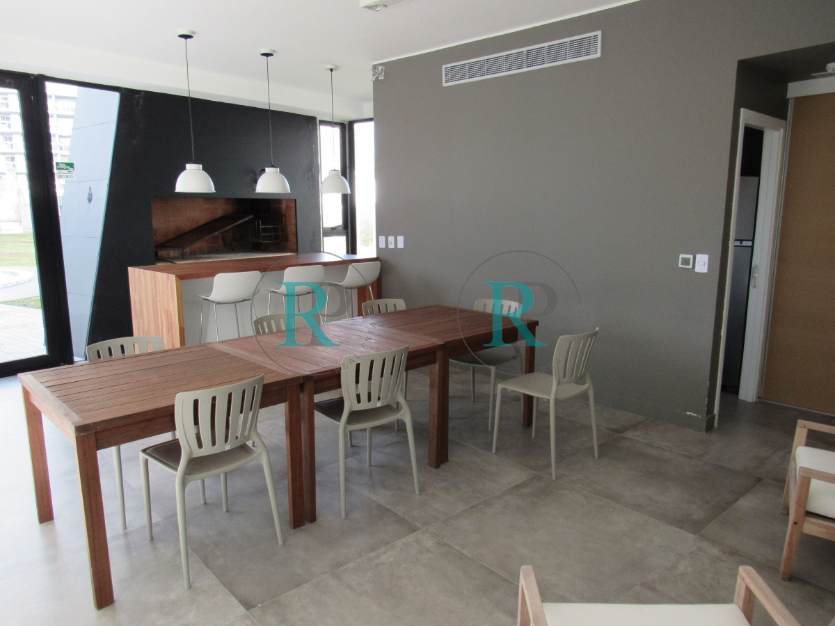 Apartamento ID.1625 - Apartamento en VENTA, 3 dormitorios, 3 suites, moderno, punta del este.