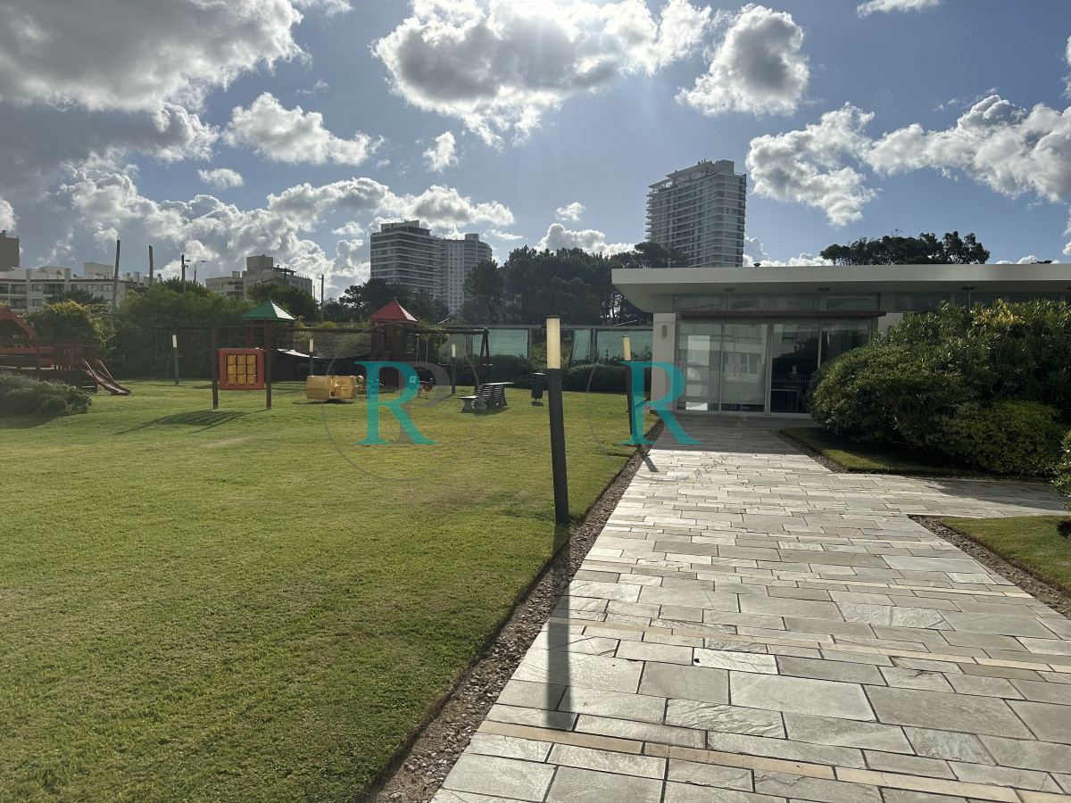 Apartamento ID.2314 - venta de apartamento frente a playa brava