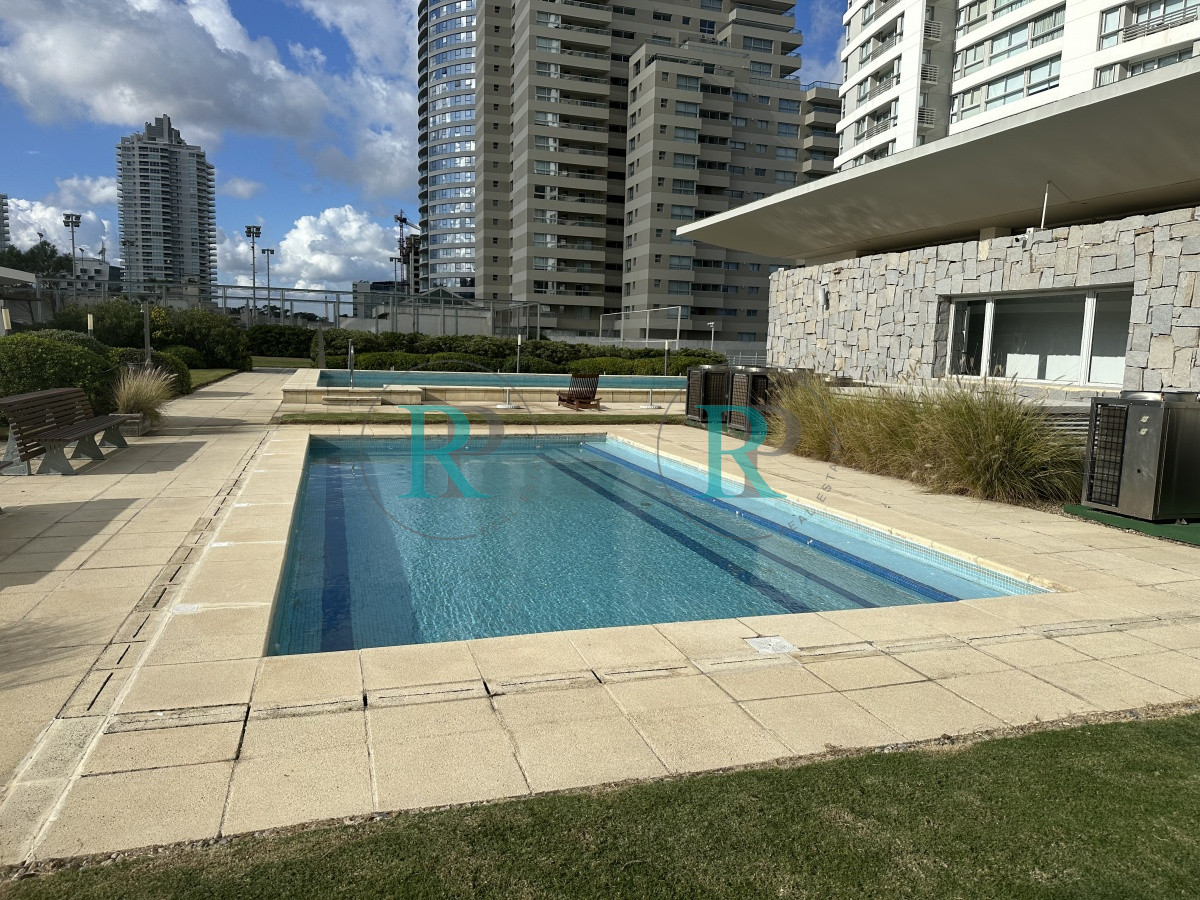 Apartamento ID.2314 - venta de apartamento frente a playa brava