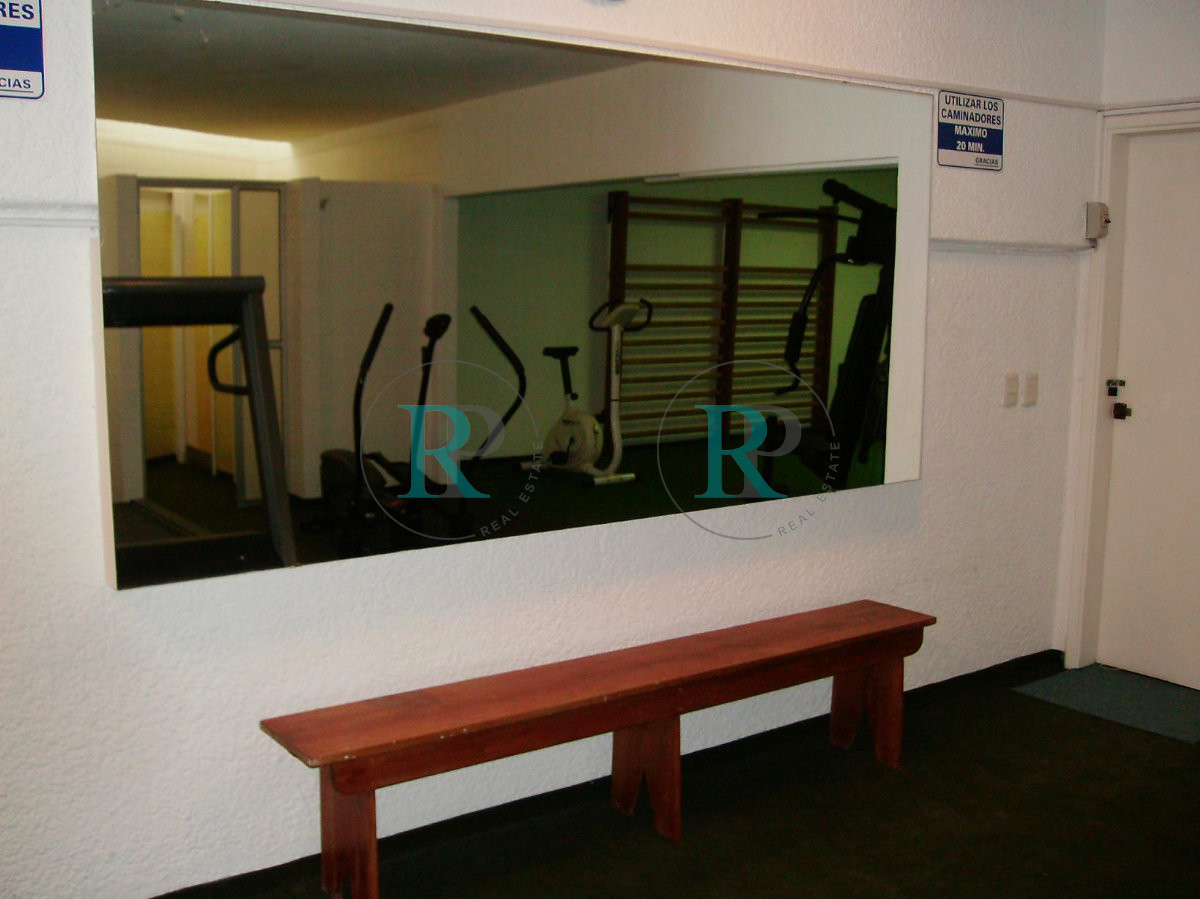 Apartamento ID.2094 - Alquiler de apartamento de dos dormitorios en Punta del Este