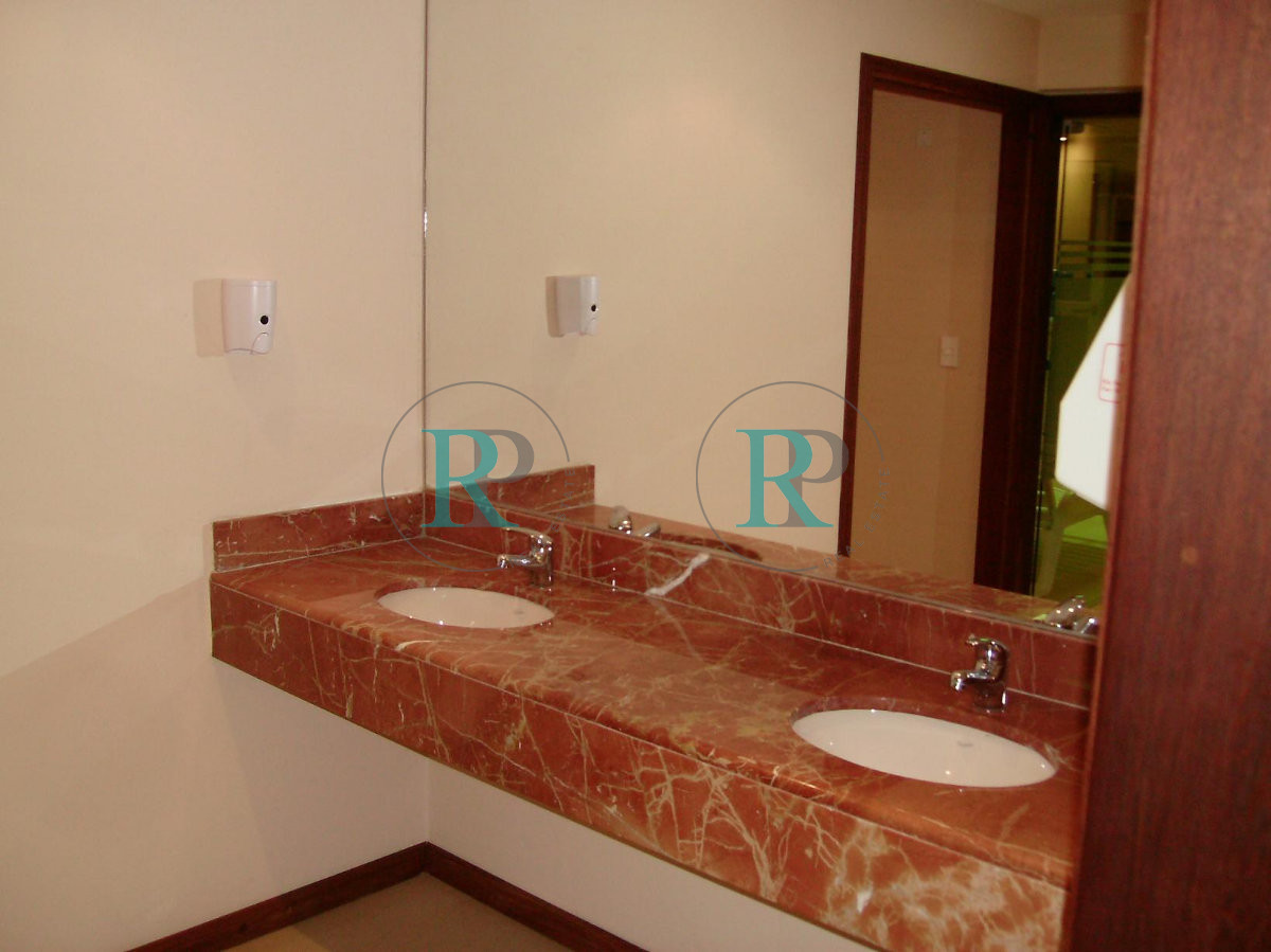 Apartamento ID.2094 - Alquiler de apartamento de dos dormitorios en Punta del Este