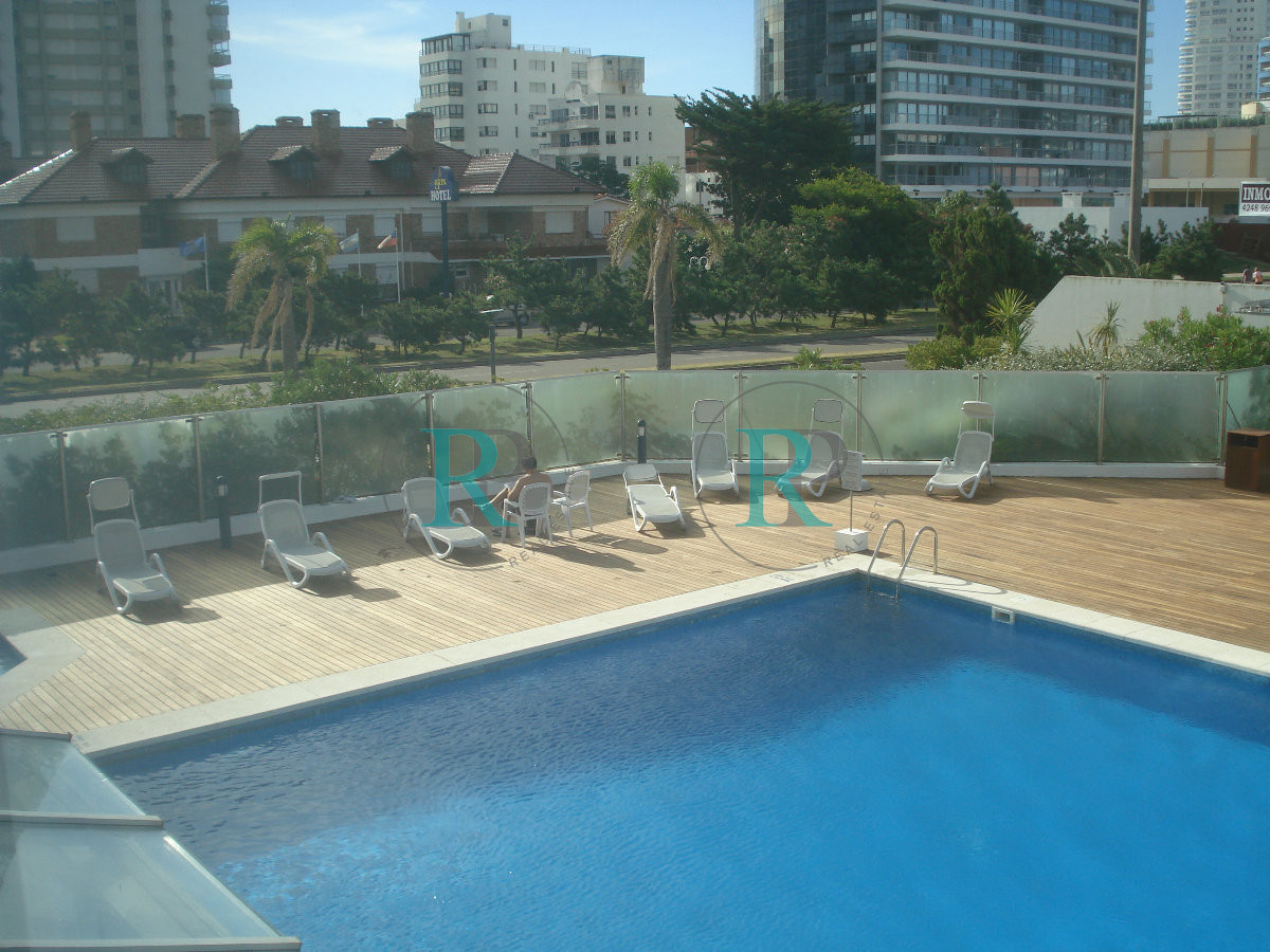 Apartamento ID.1660 - Apartamento de dos dormitorios en venta en Punta del Este