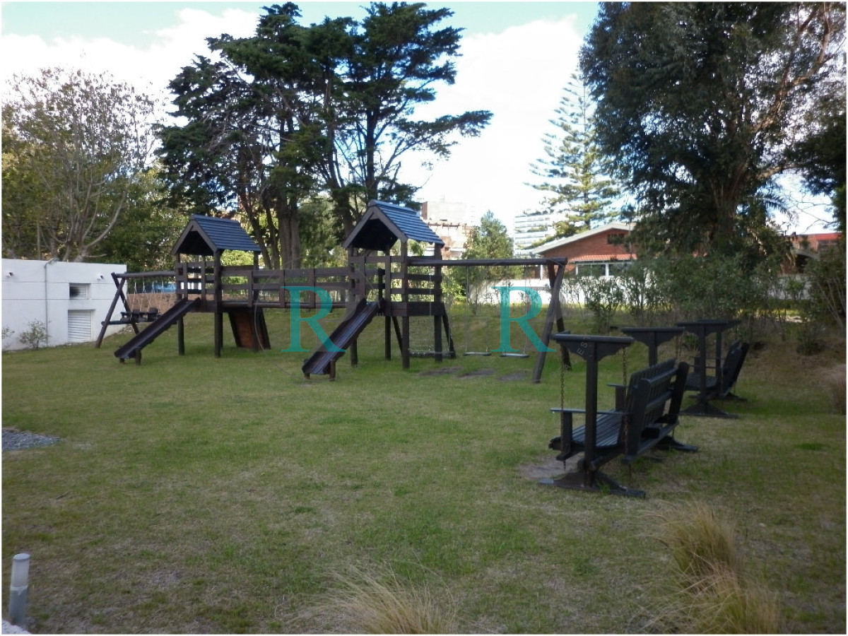 Apartamento ID.2053 - Venta y alquiler de Apartamento de 2 dormitorios en Mansa