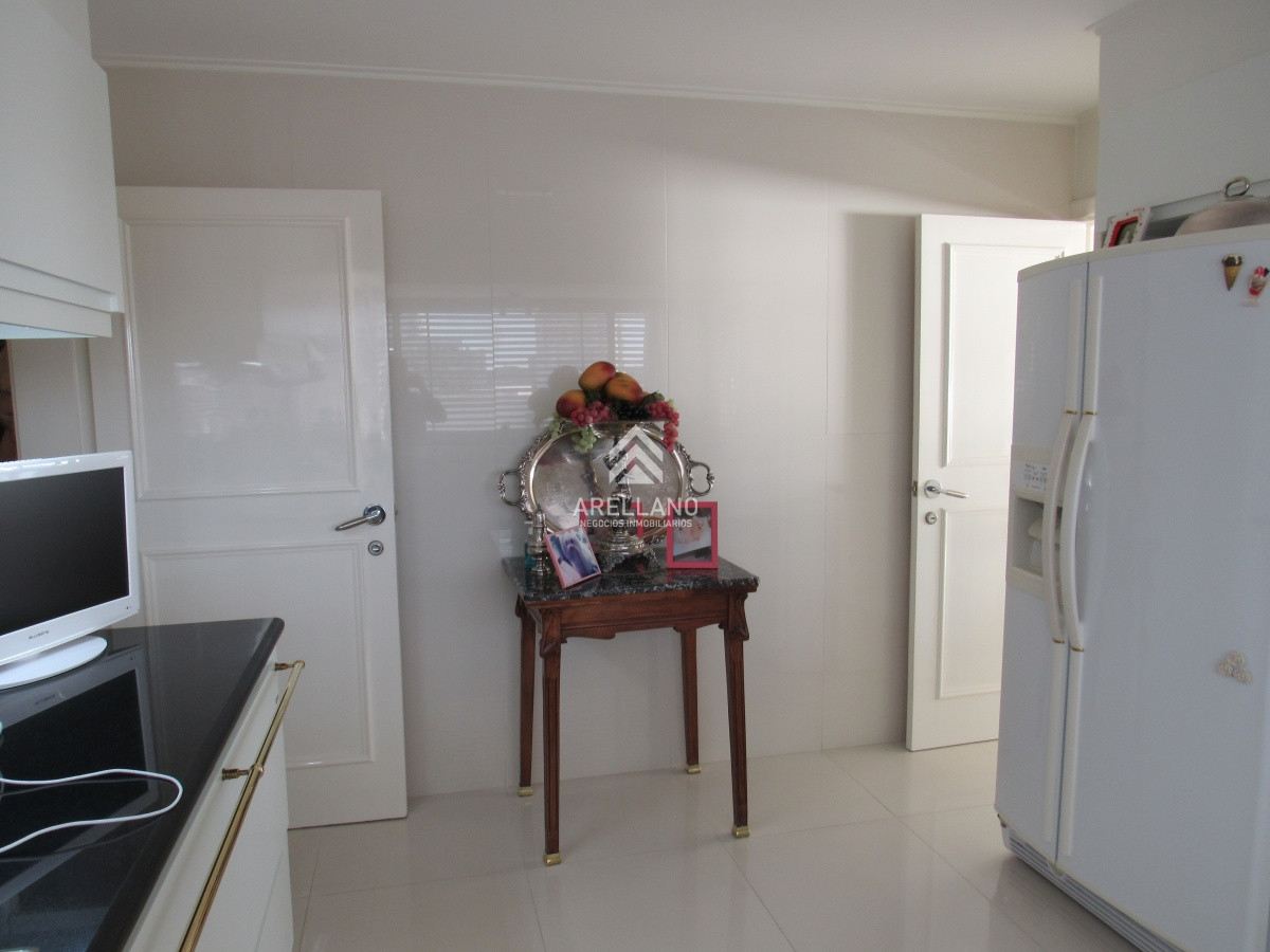 Apartamento ID.5554 - Venta Y alquiler de apartamento de 3 dormitorios en Punta del Este