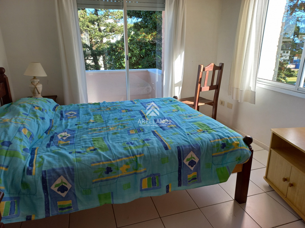Apartamento ID.4565 - Venta de apartamento de 3 dormitorios en Punta del Este