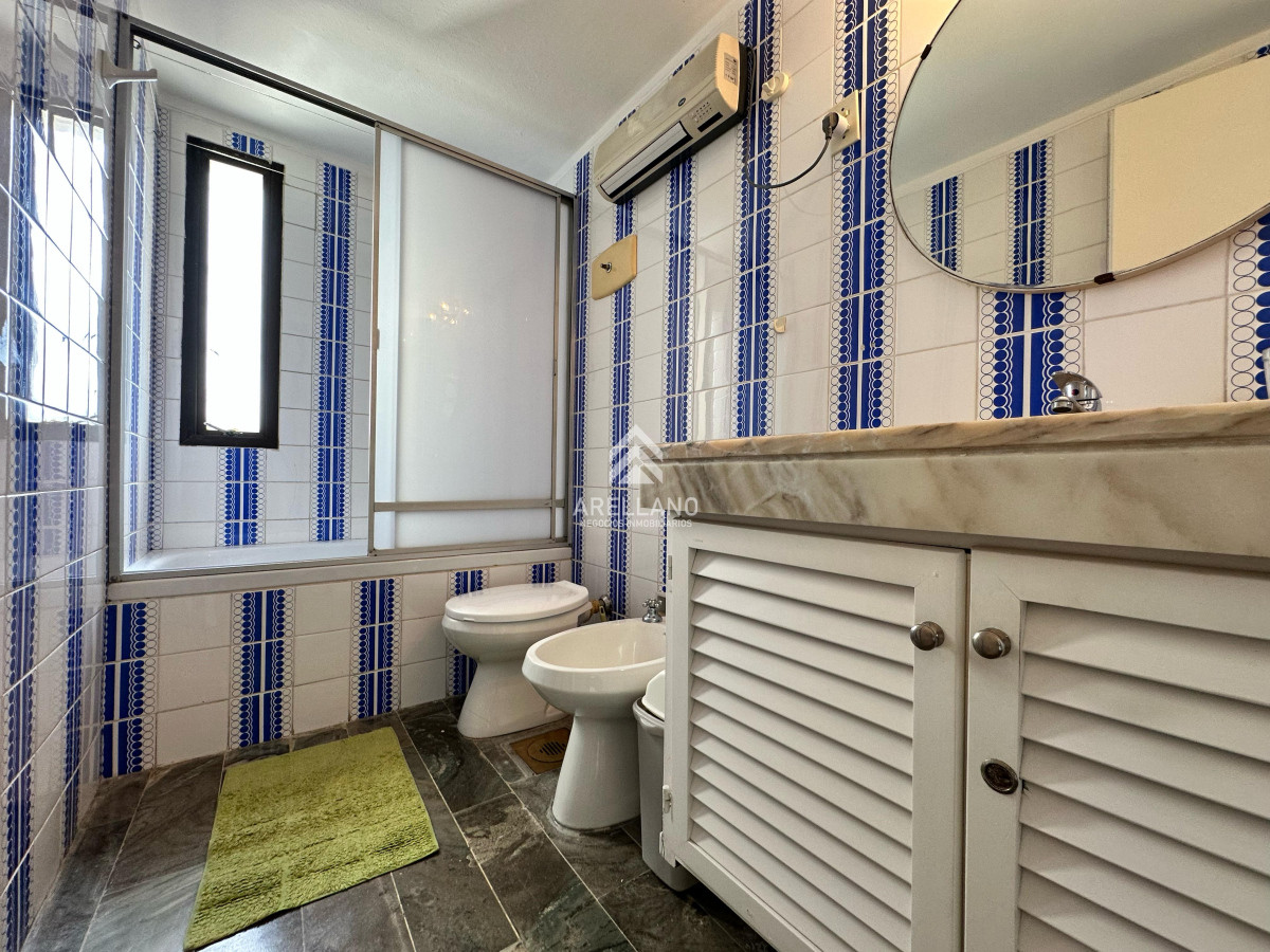 Apartamento ID.4427 - Venta Apartamento de 3 dormitorios en venta en Punta del Este