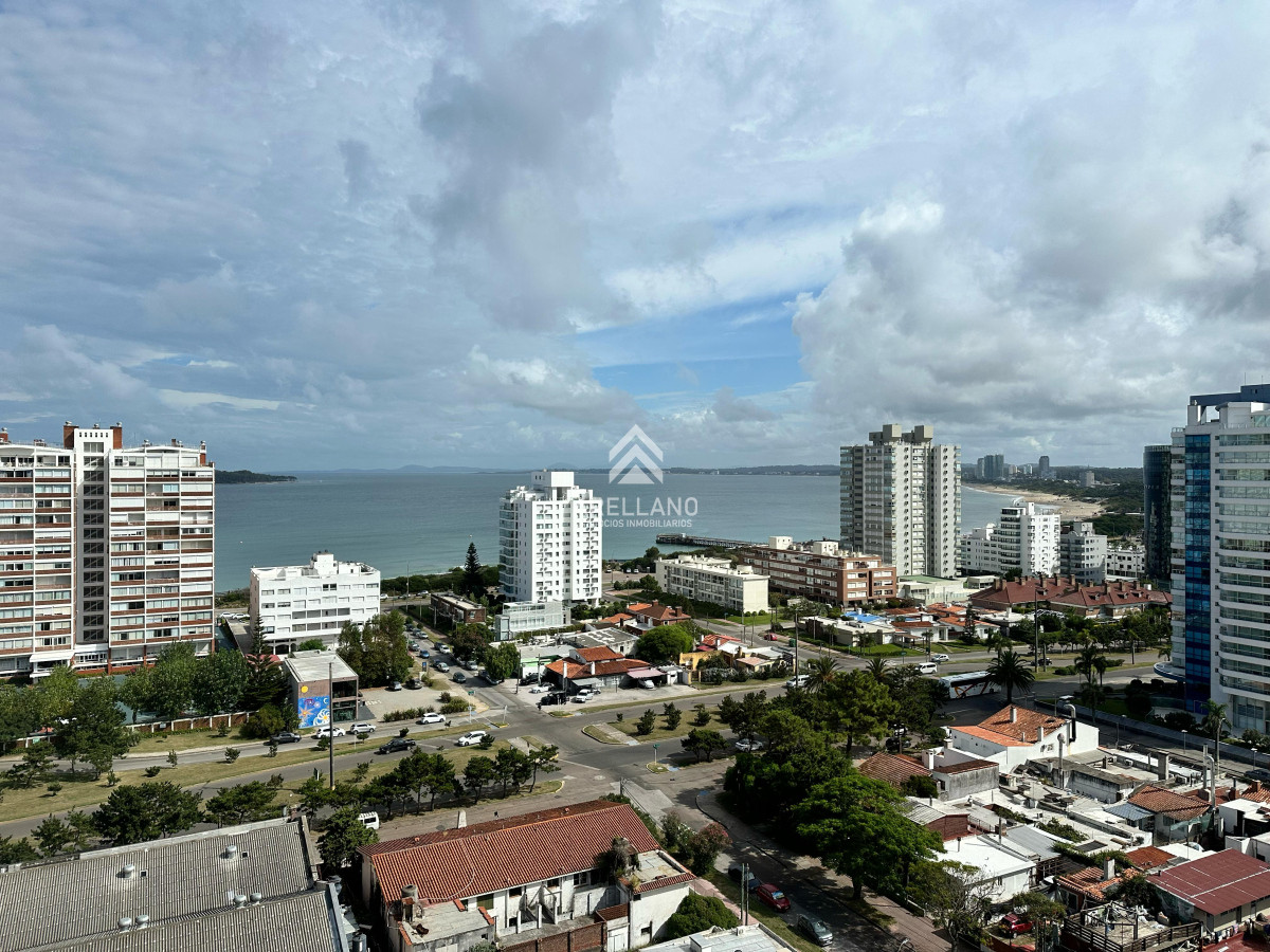 Apartamento ID.4427 - Venta Apartamento de 3 dormitorios en venta en Punta del Este