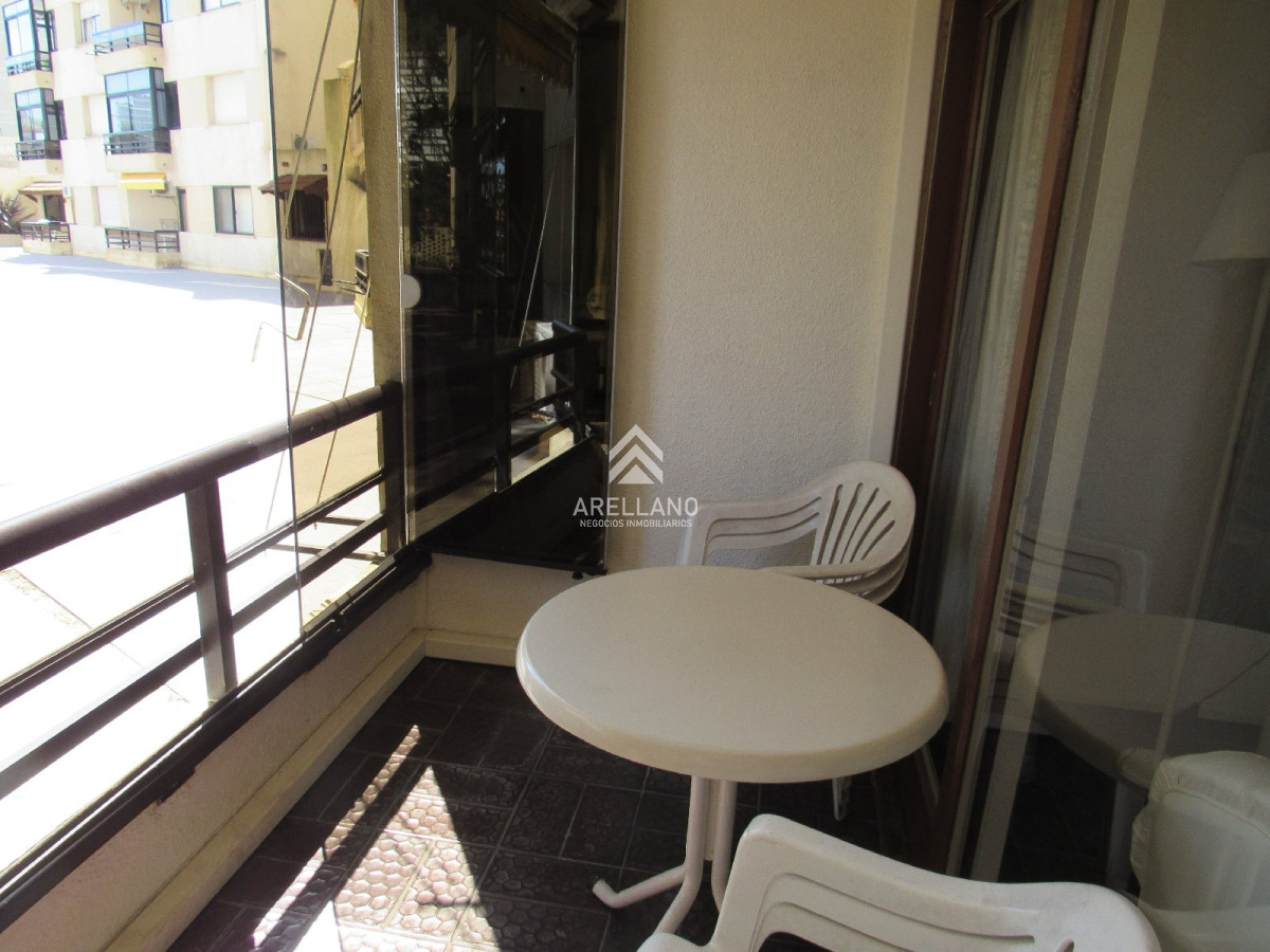 Apartamento ID.5316 - Venta apartamento 3 dormitorios en playa brava con parrillero y dos garages