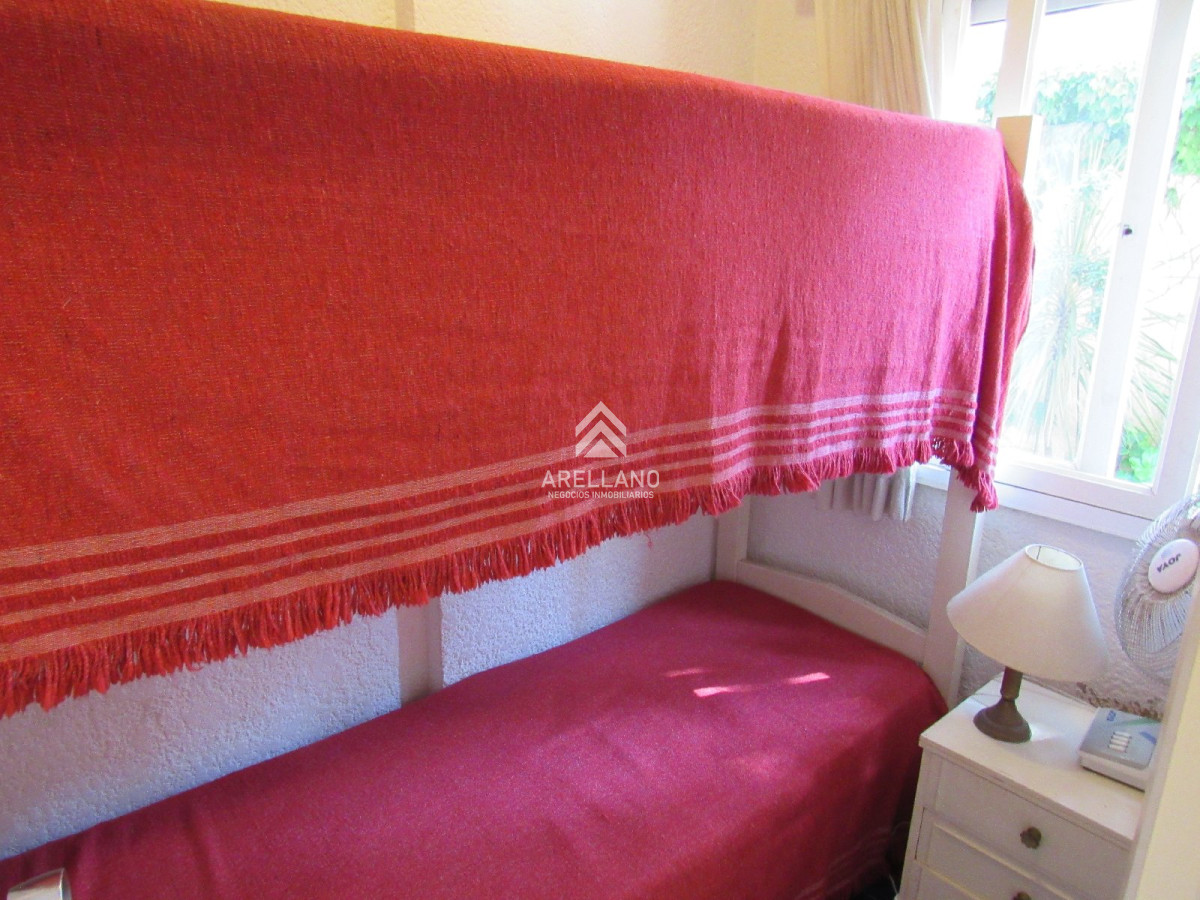 Apartamento ID.5316 - Venta apartamento 3 dormitorios en playa brava con parrillero y dos garages