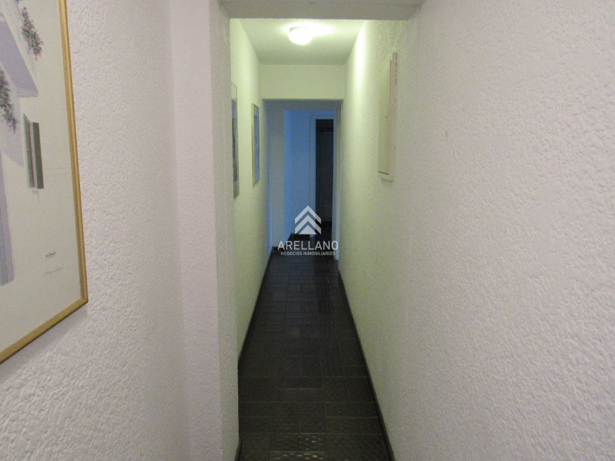 Apartamento ID.5316 - Venta apartamento 3 dormitorios en playa brava con parrillero y dos garages