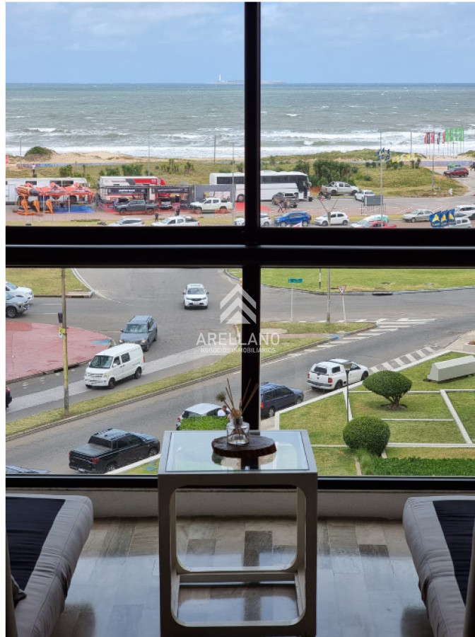 Apartamento ID.3888 - Apartamento en venta de 3 dormitorios en Punta del Este