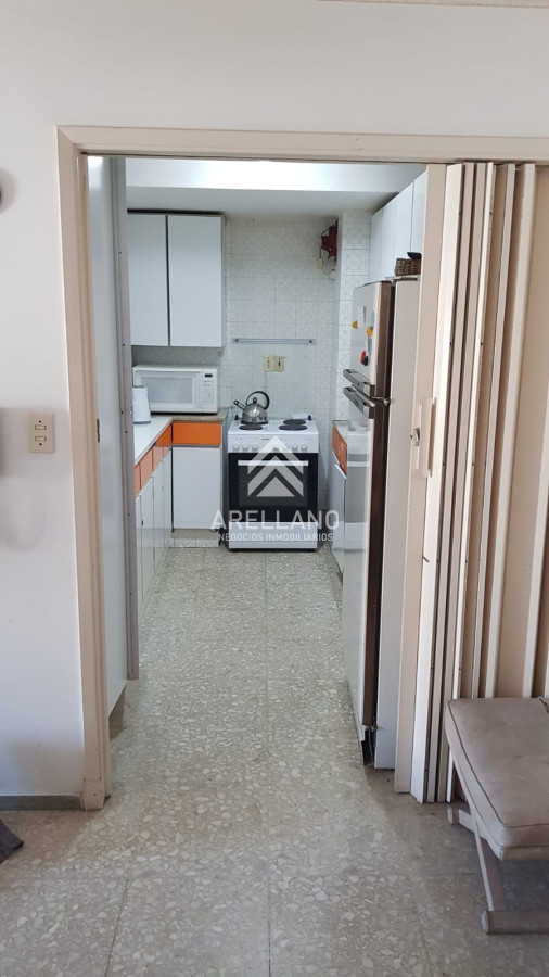 Apartamento ID.4523 - Venta apartamento 3 dormitorios en Punta del Este.-