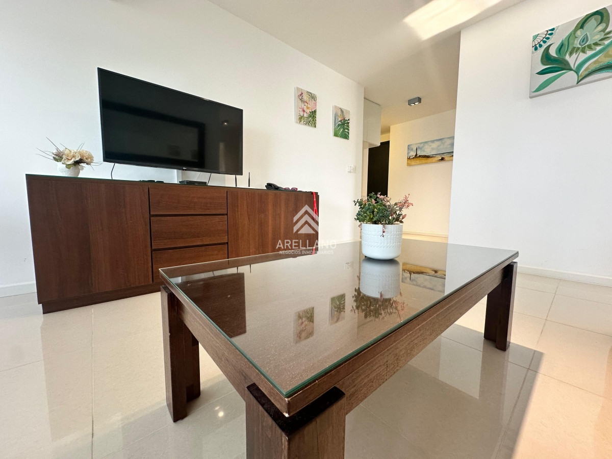Apartamento ID.3886 - Venta apartamento 2 dormitorios con muy buena vista en parada 6 de la Brava