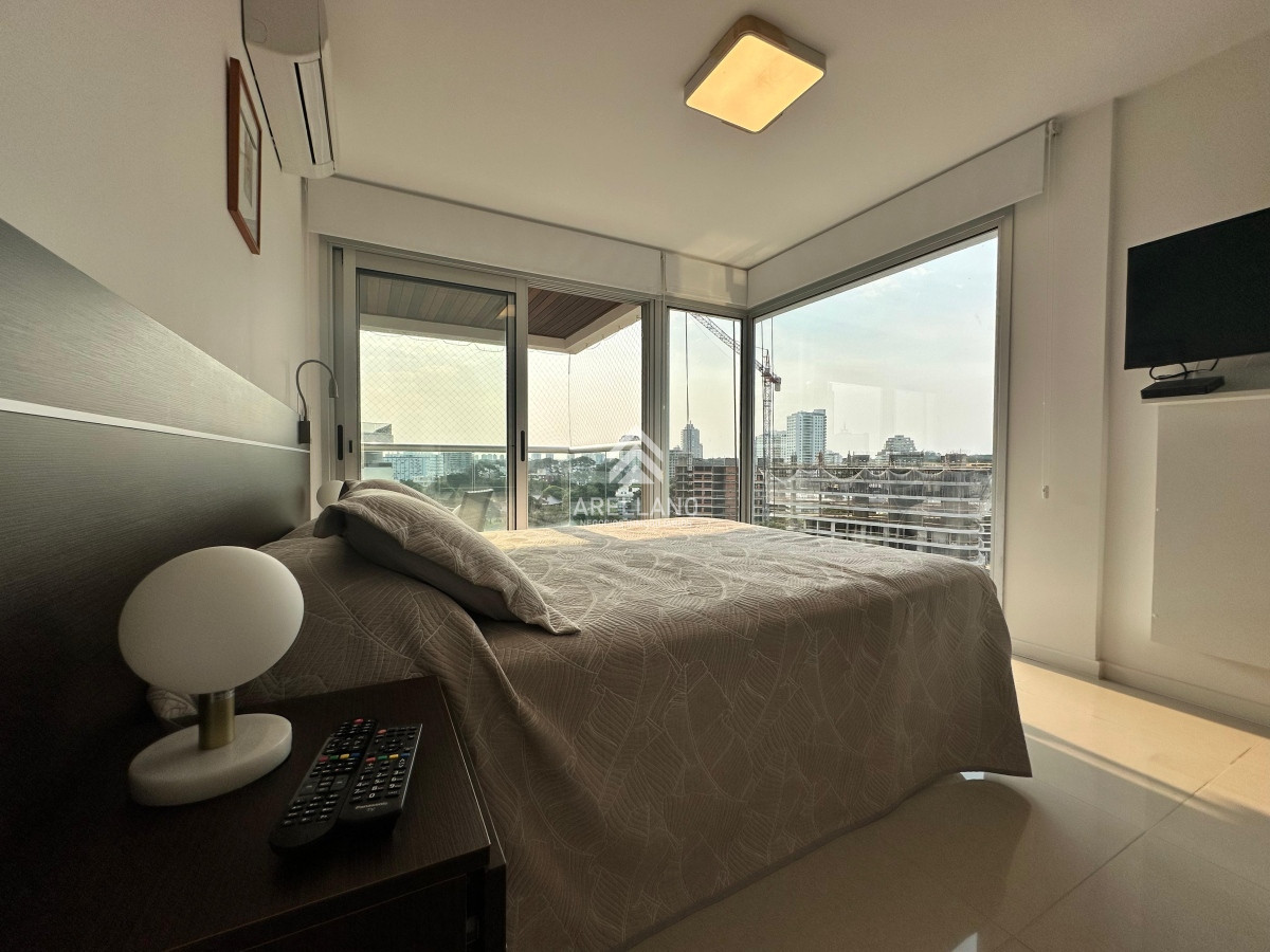 Apartamento ID.3886 - Venta apartamento 2 dormitorios con muy buena vista en parada 6 de la Brava