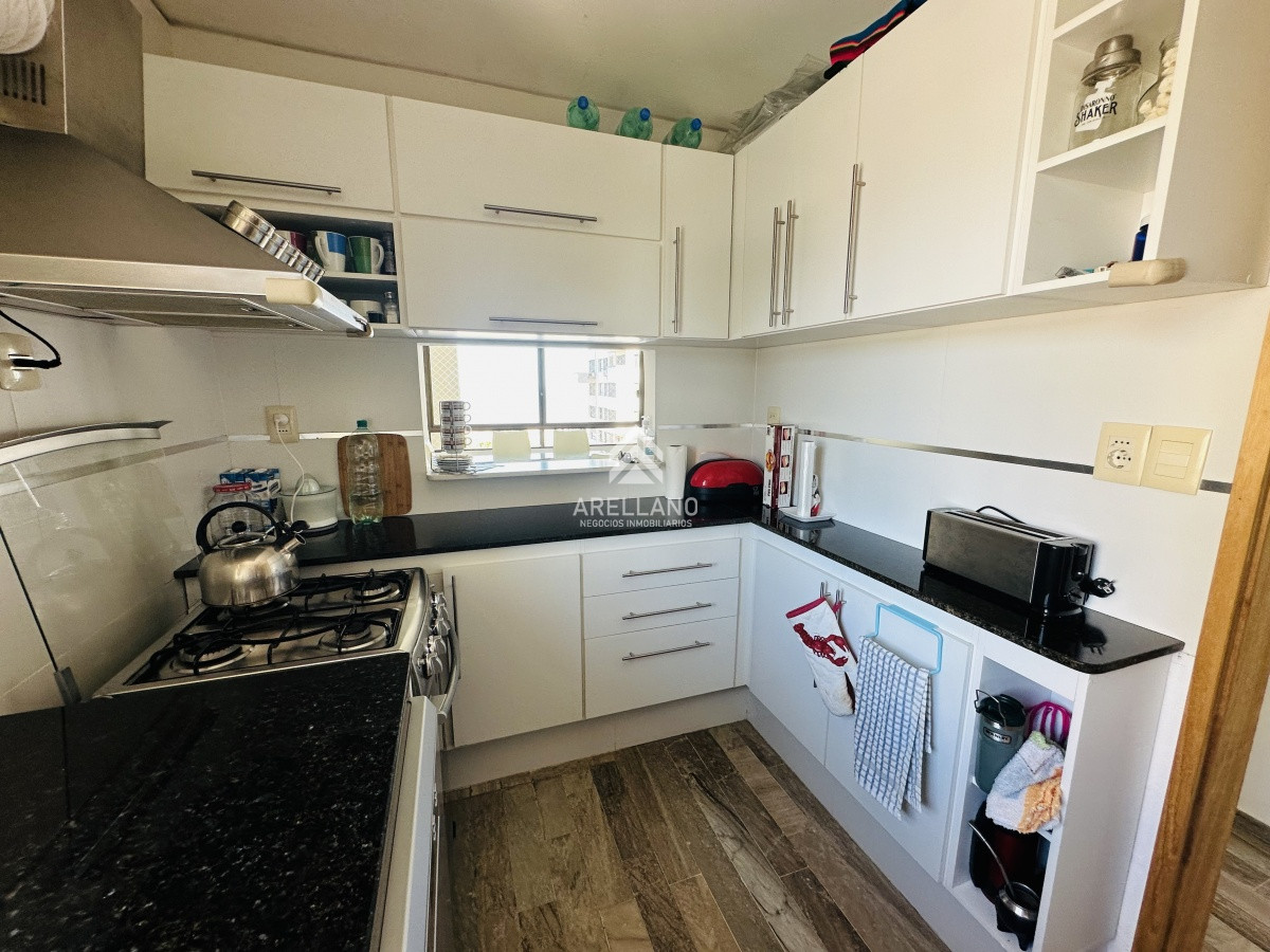 Apartamento ID.3881 - Venta Apartamento 3 dormitorios frente al Mar en Playa Brava