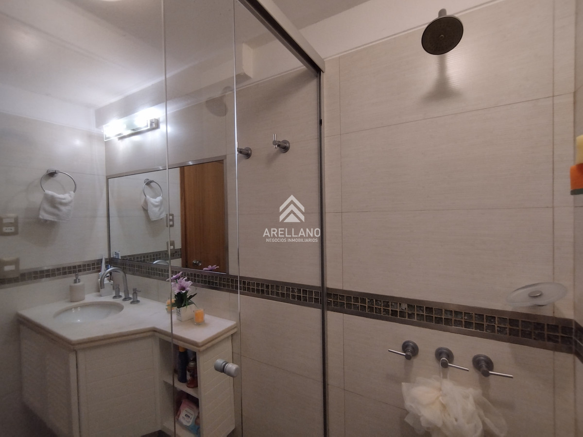 Apartamento ID.4490 - Venta Apartamento 3 dormitorios y dependencia 