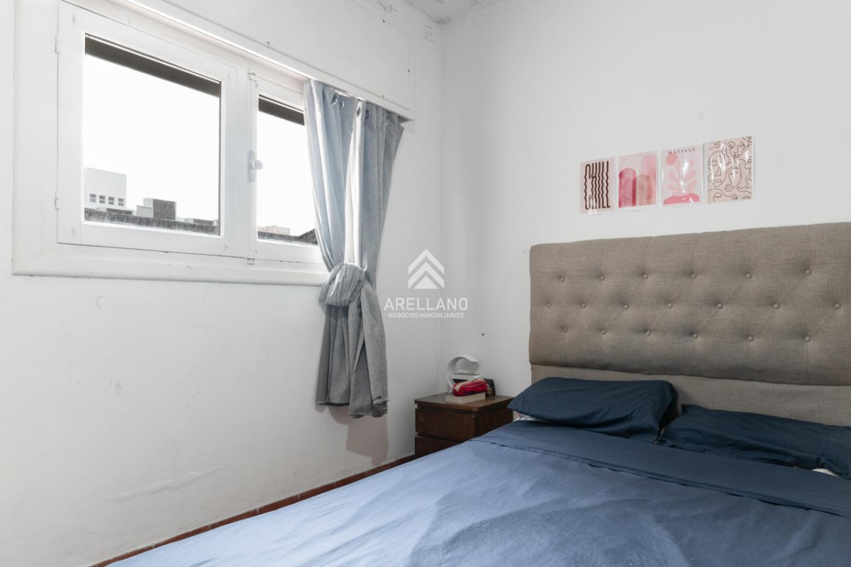 Apartamento ID.4945 - Apartamento en venta de 3 dormitorios y dependencia de servicio en Punta del Este