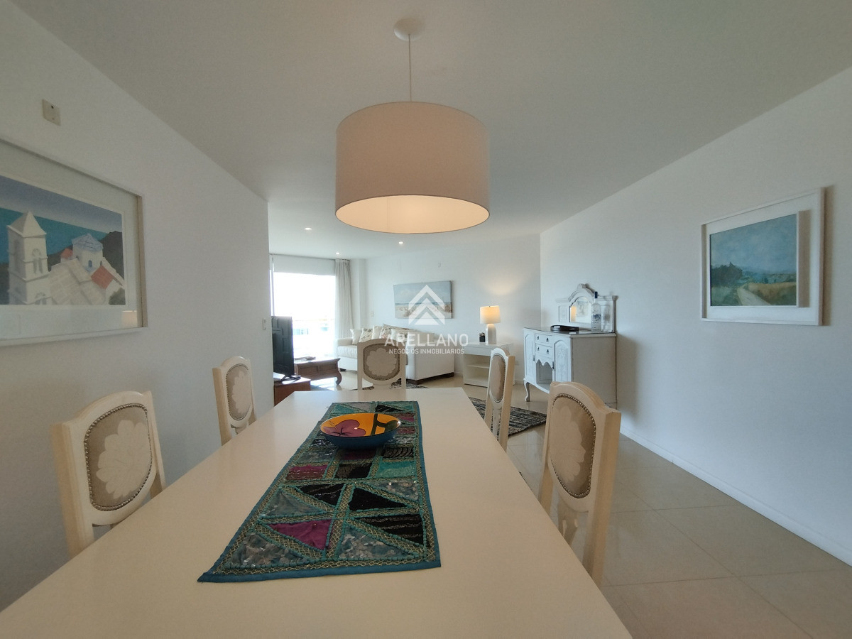 Apartamento ID.4491 - Venta apartamento 3 dormitorios Punta del Este
