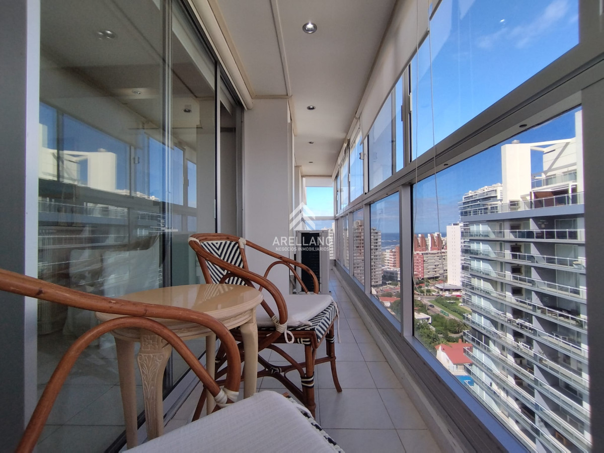 Apartamento ID.5696 - Venta Apartamento 1 dormitorio y medio en alquiler y venta en Punta del Este