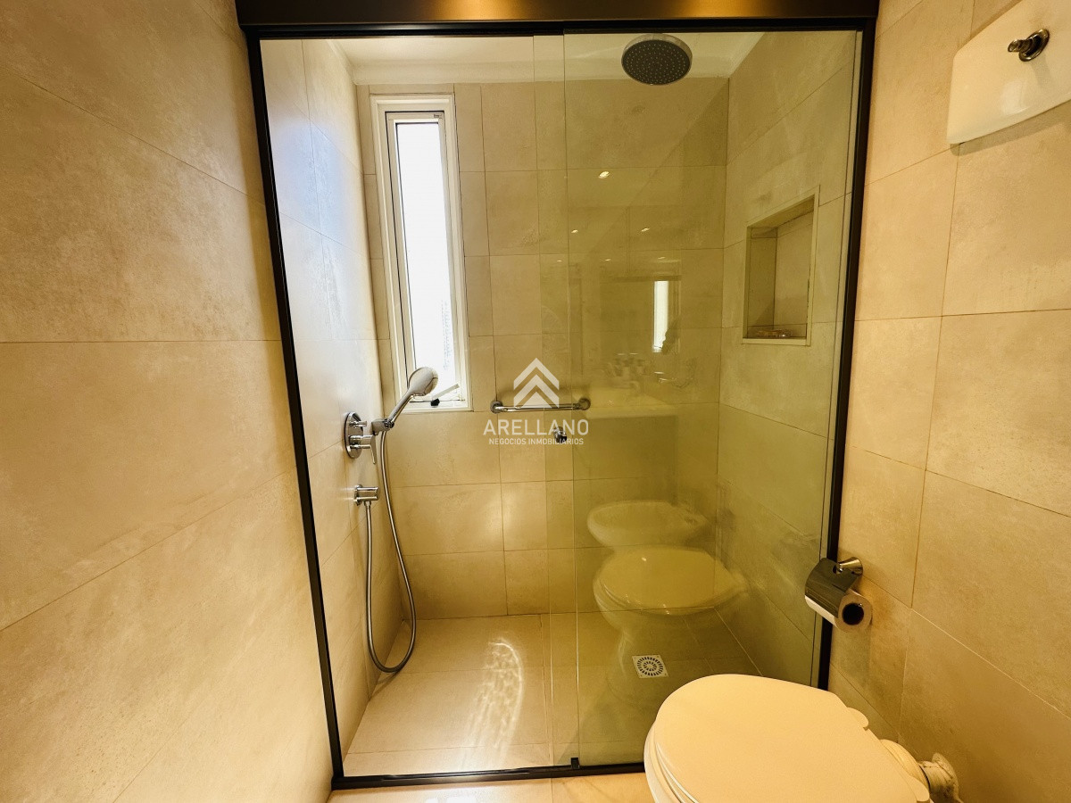 Apartamento ID.3881 - Venta Apartamento 3 dormitorios frente al Mar en Playa Brava