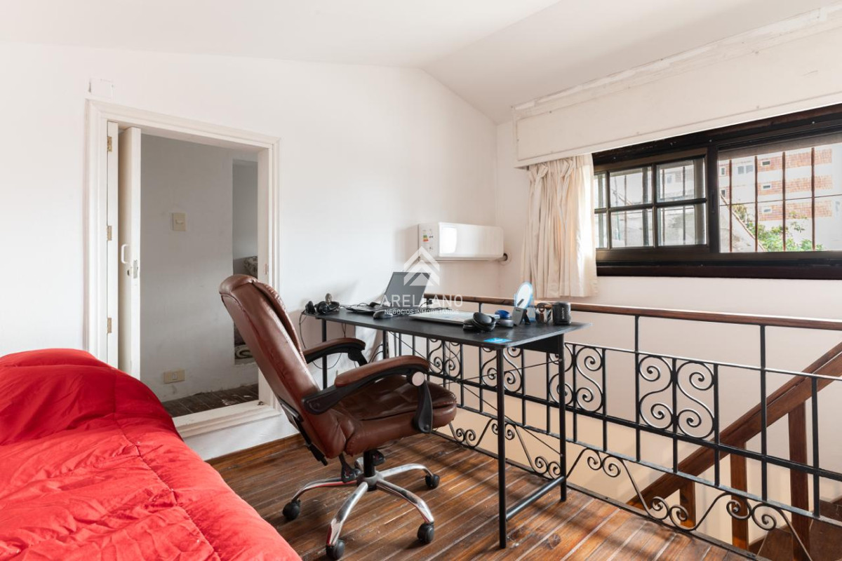 Apartamento ID.4945 - Apartamento en venta de 3 dormitorios y dependencia de servicio en Punta del Este