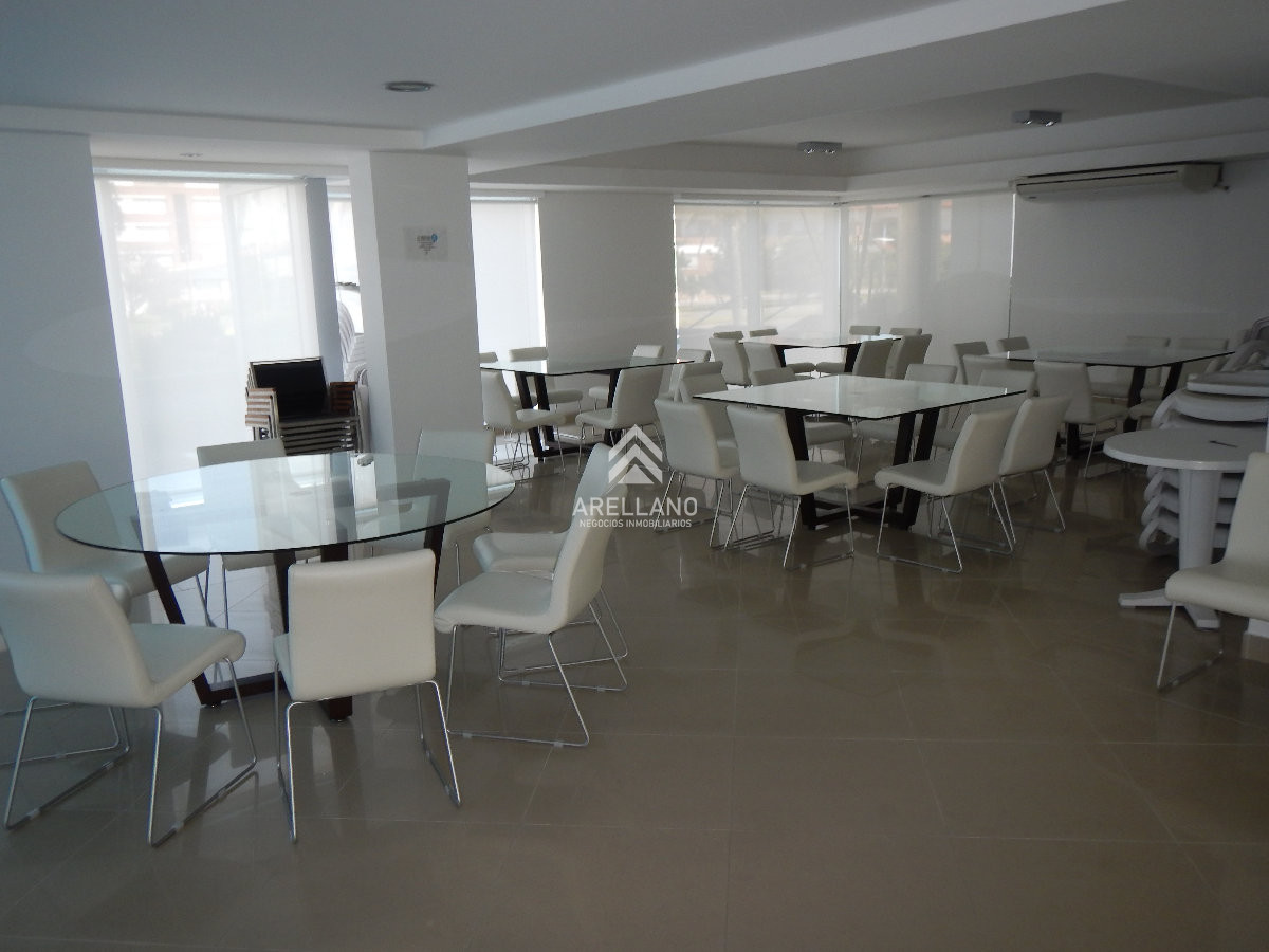 Apartamento ID.4511 - Venta apartamento 3 dormitorios Punta del Este