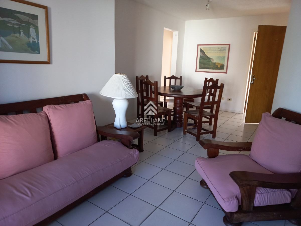 Apartamento ID.4565 - Venta de apartamento de 3 dormitorios en Punta del Este
