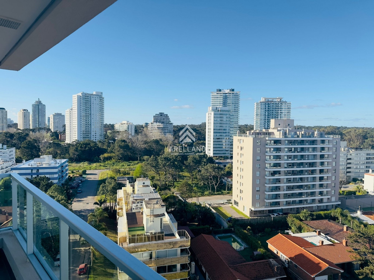 Apartamento ID.3890 - Venta apartamento 2 dormitorios en Punta del Este