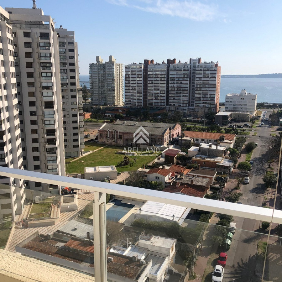 Apartamento ID.3884 - Venta apartamento 3 dormitorios en Punta del Este