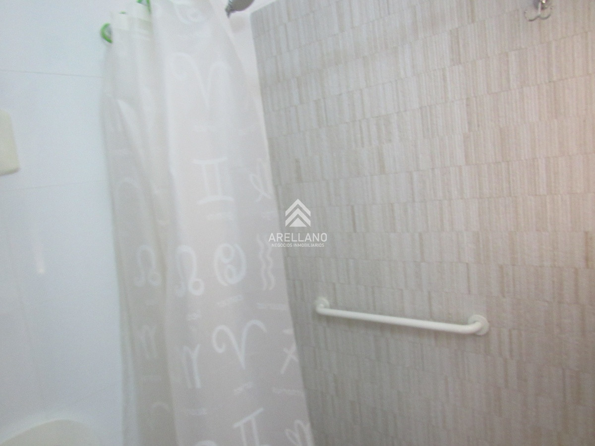 Apartamento ID.3889 - Apartamento en venta de 3 dormitorios en Punta del Este