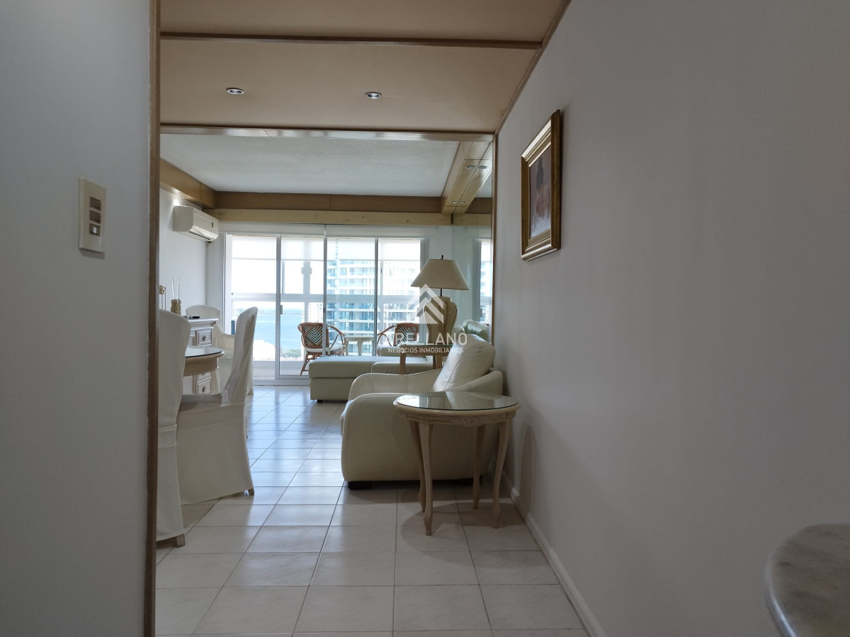 Apartamento ID.5696 - Venta Apartamento 1 dormitorio y medio en alquiler y venta en Punta del Este