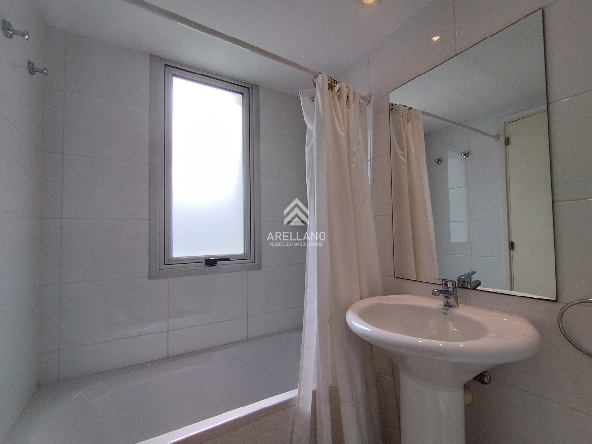 Apartamento ID.4491 - Venta apartamento 3 dormitorios Punta del Este