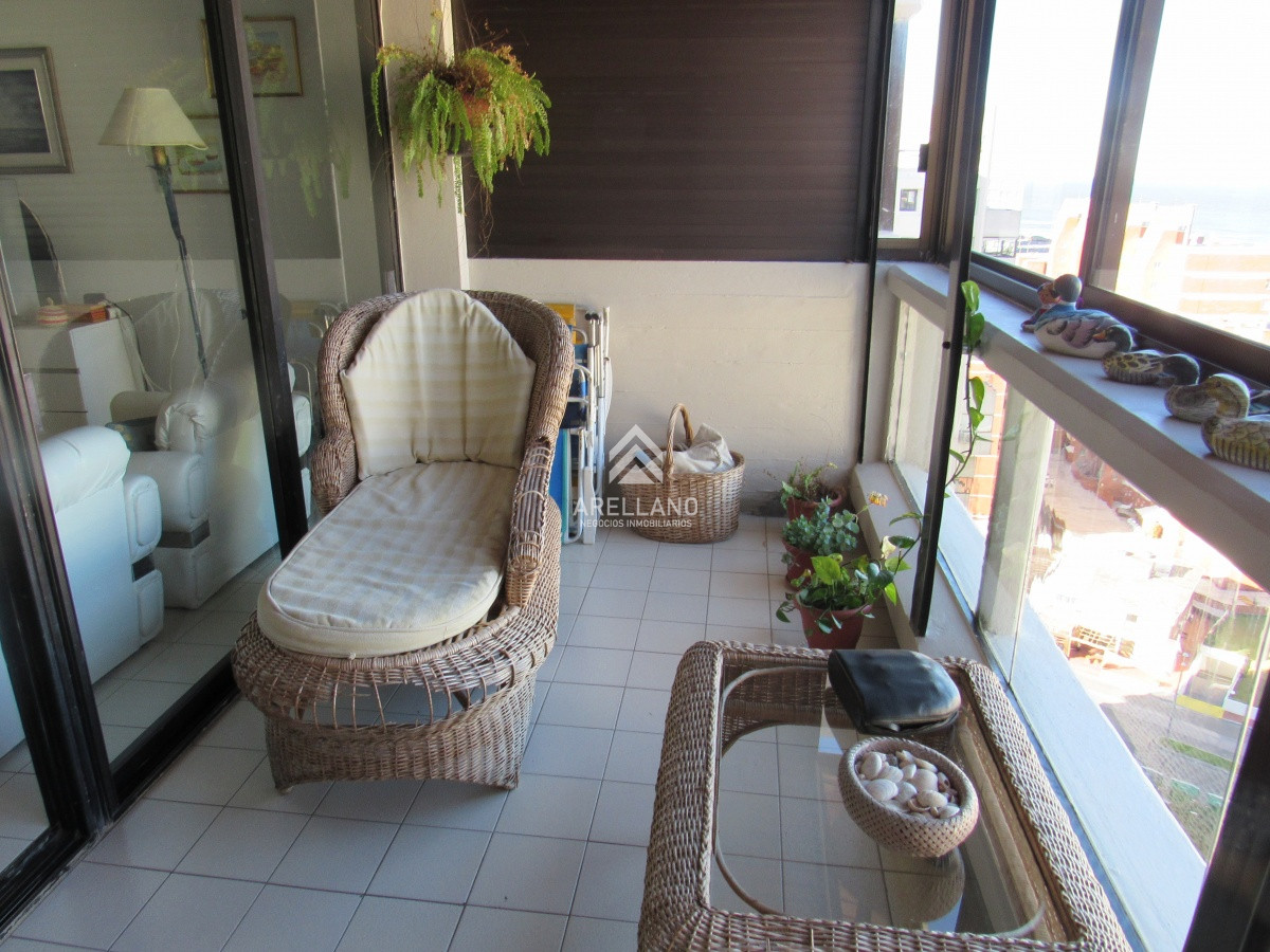 Apartamento ID.3889 - Apartamento en venta de 3 dormitorios en Punta del Este