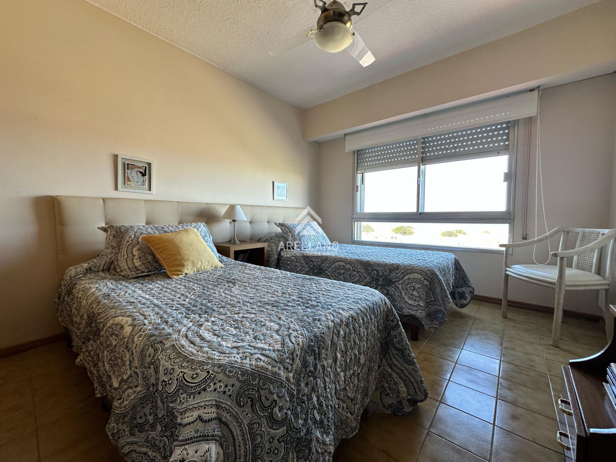 Apartamento ID.4299 - Venta Apartamento de 2 dormitorios 