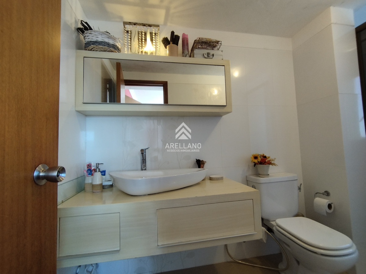 Apartamento ID.4490 - Venta Apartamento 3 dormitorios y dependencia 