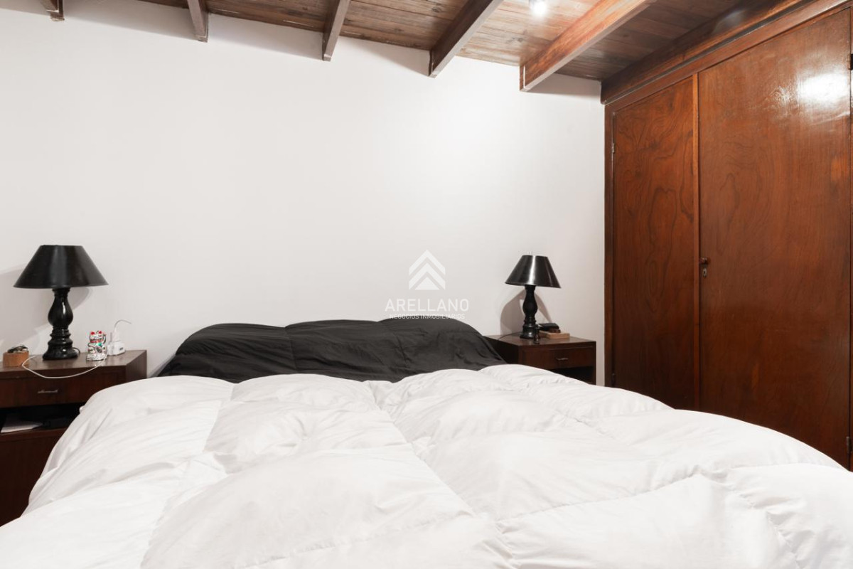 Apartamento ID.4945 - Apartamento en venta de 3 dormitorios y dependencia de servicio en Punta del Este